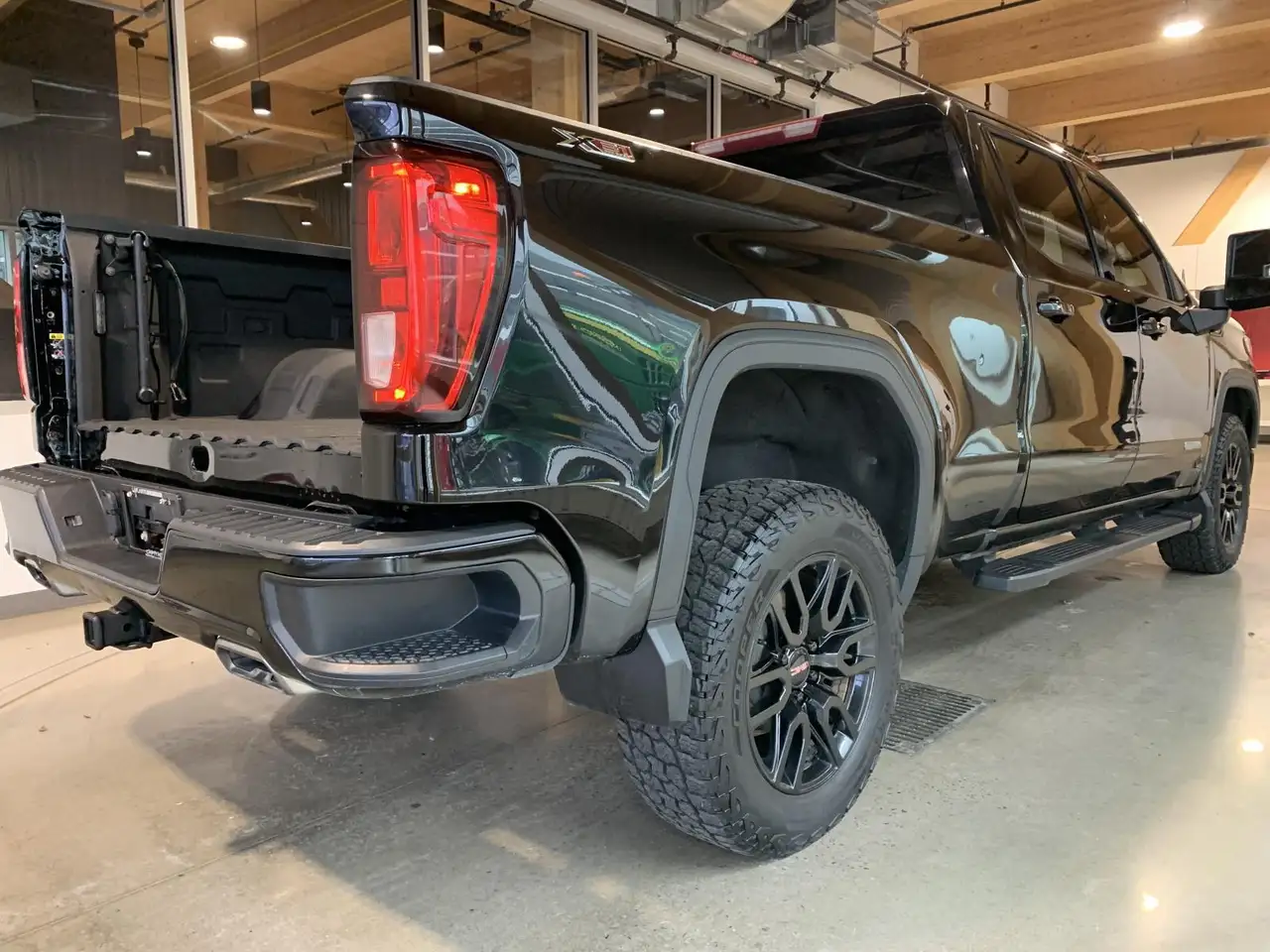 GMC Sierra 1500 photo GMC Sierra 1500