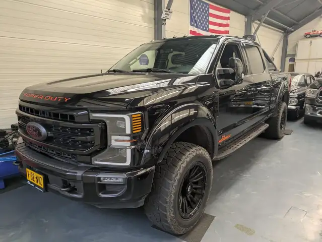 Ford F 250 USA Superduty 7.3 V8 LPG Benzine Black Edition