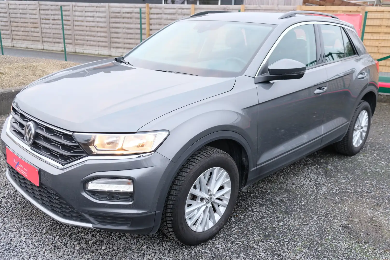 Volkswagen T-Roc 1.0 TSI Style OPF, Camera, GPS, amper 34.500 km!! Grijs - 1