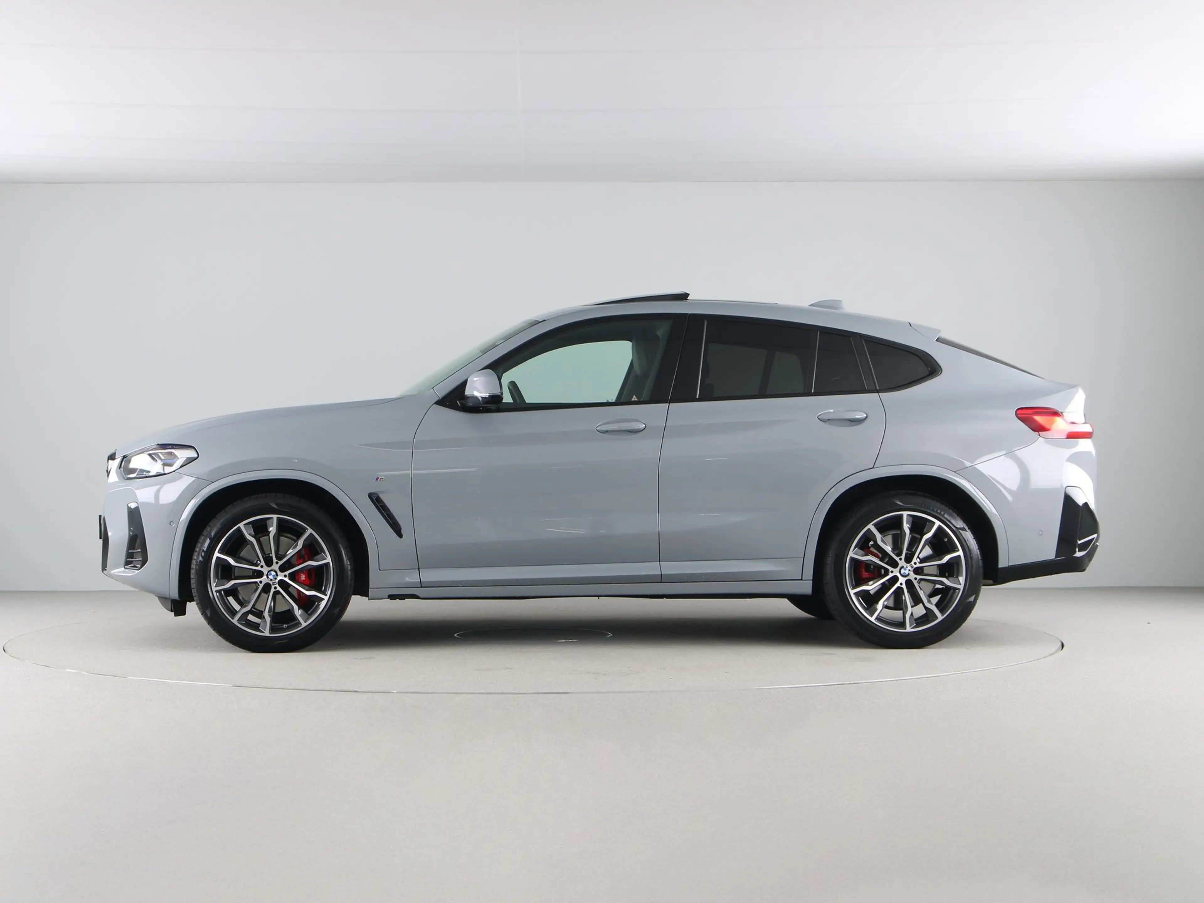 BMW X4 xDrive20i M Sport Business Edition Plus — photo 12