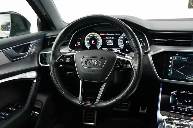 Audi A6 view 20