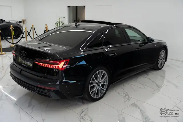 Audi A6 view 16