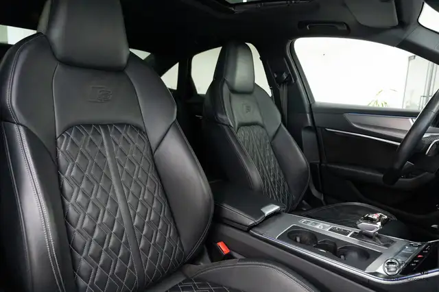 Audi A6 view 27
