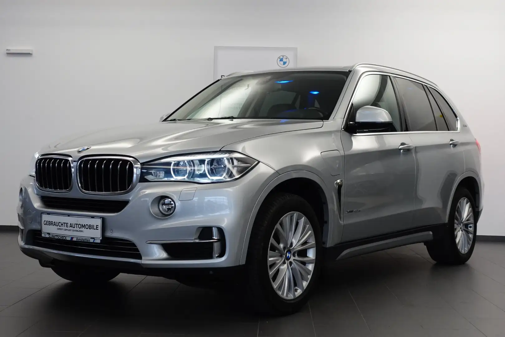 BMW X5 xDrive40e Silber - 1
