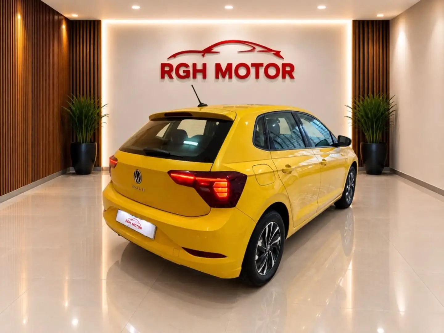 Volkswagen Polo 1.0 TSI Life 70kW Amarillo - 2