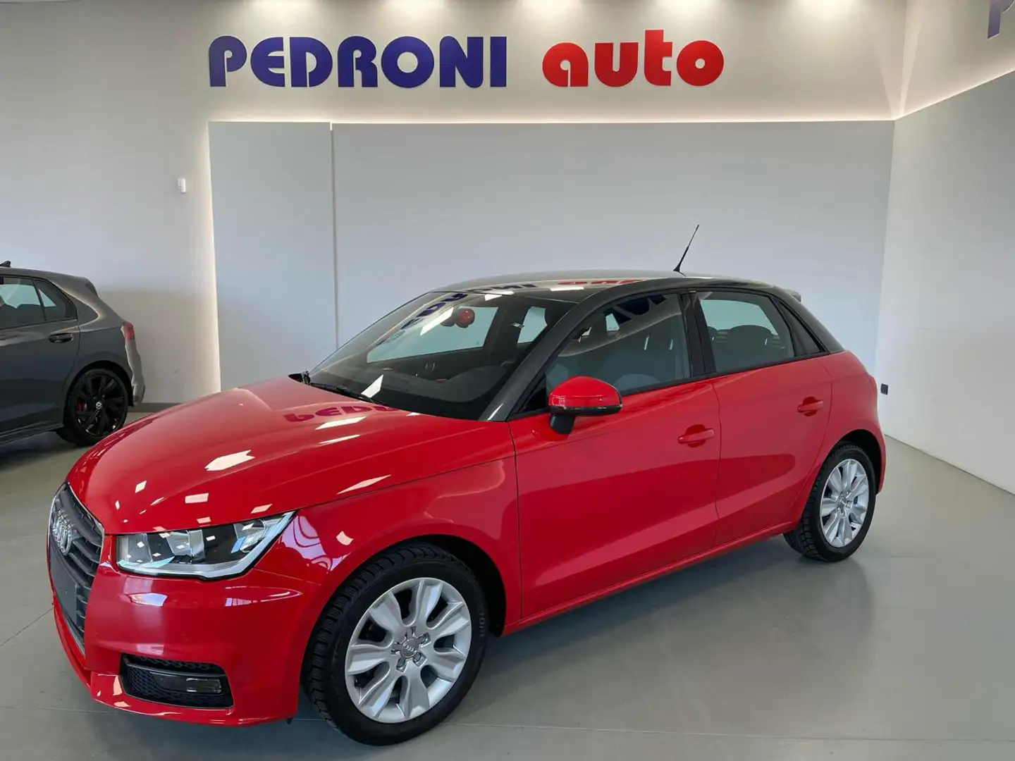 Audi A1 SPB 1.0 TFSI 82 CV TFSI Sport Neopatentati Grigio - 1