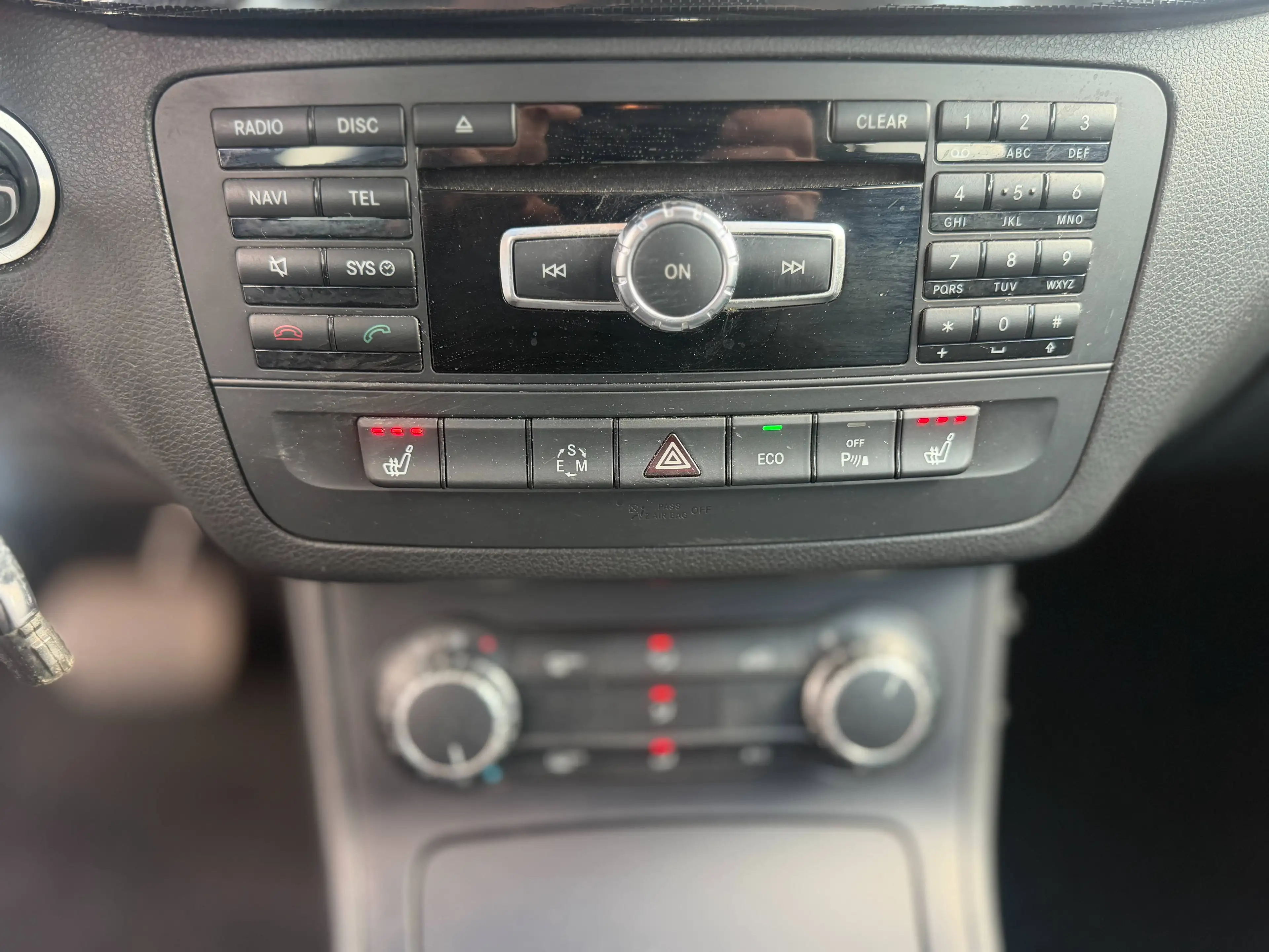 Mercedes-Benz B 200 CDI 1-Hand — photo 13