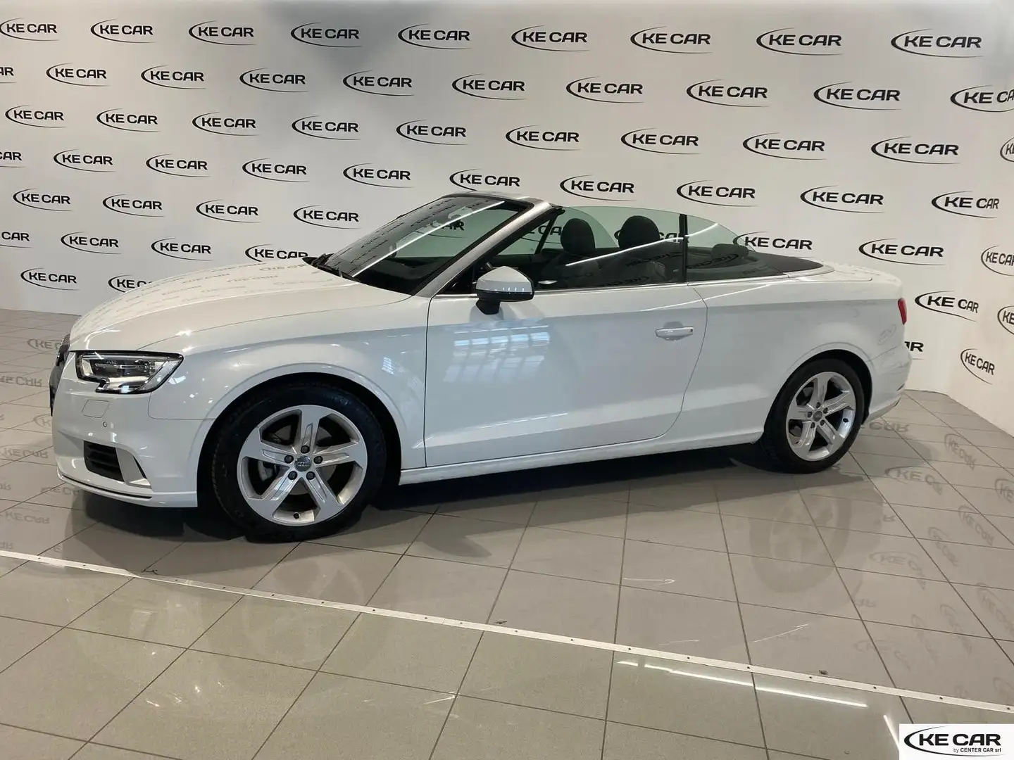 Audi A3 Cabrio 2.0 TDI S tronic Sport Bianco - 1