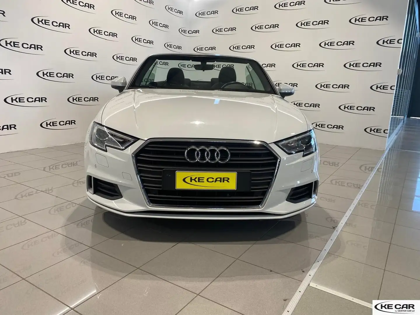 Audi A3 Cabrio 2.0 TDI S tronic Sport Bianco - 2