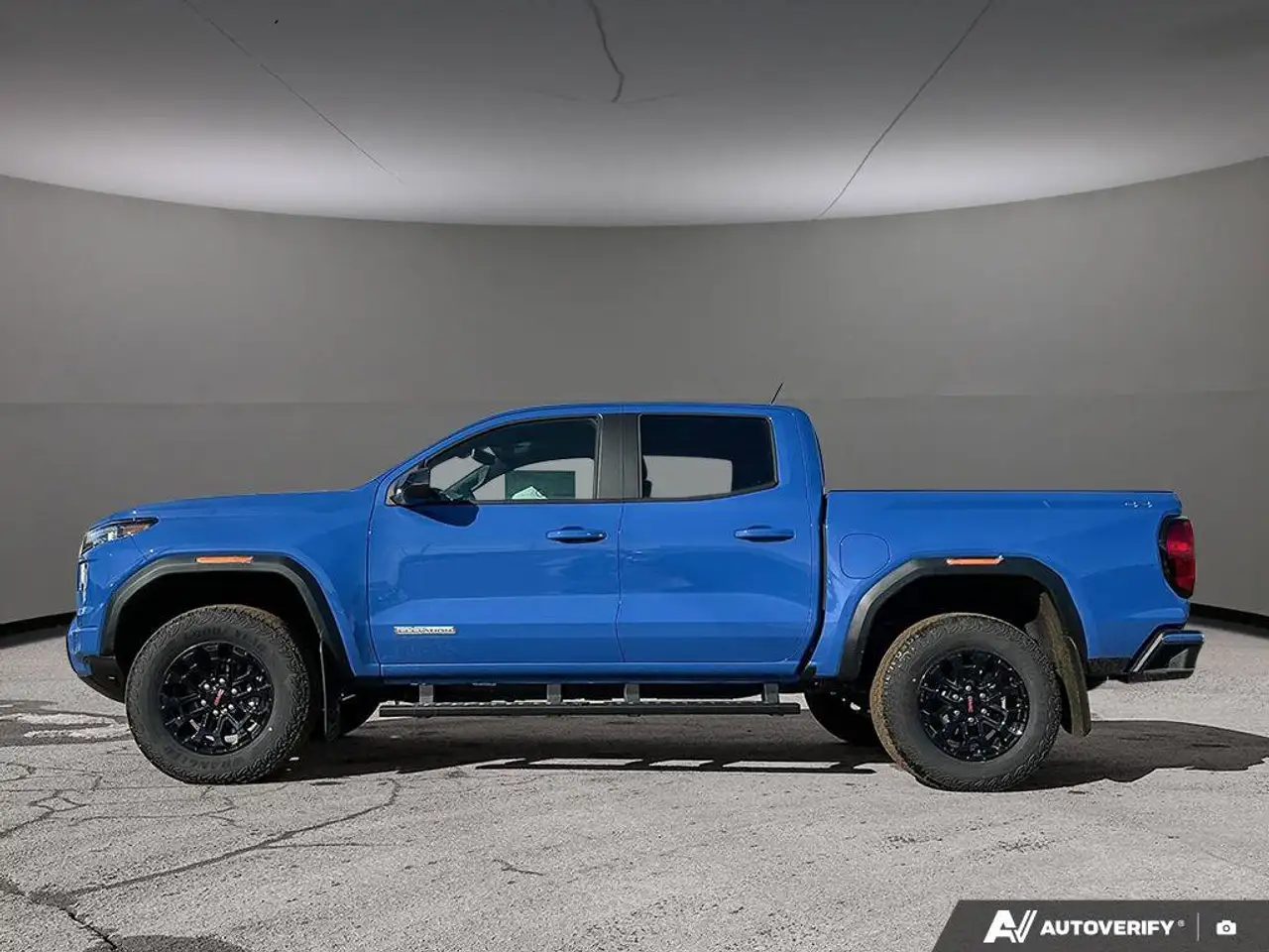 GMC Canyon снимка GMC Canyon