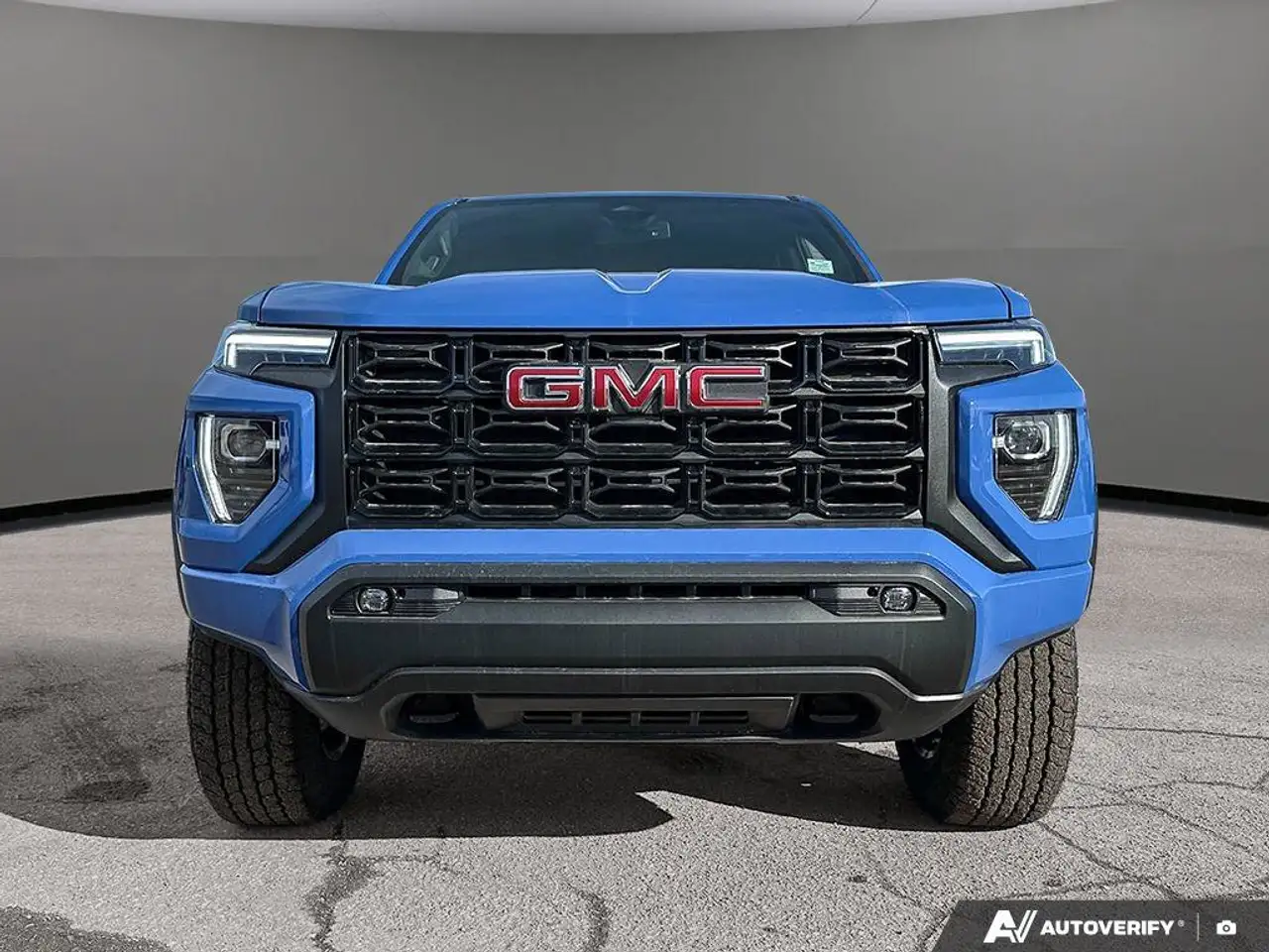 GMC Canyon снимка GMC Canyon
