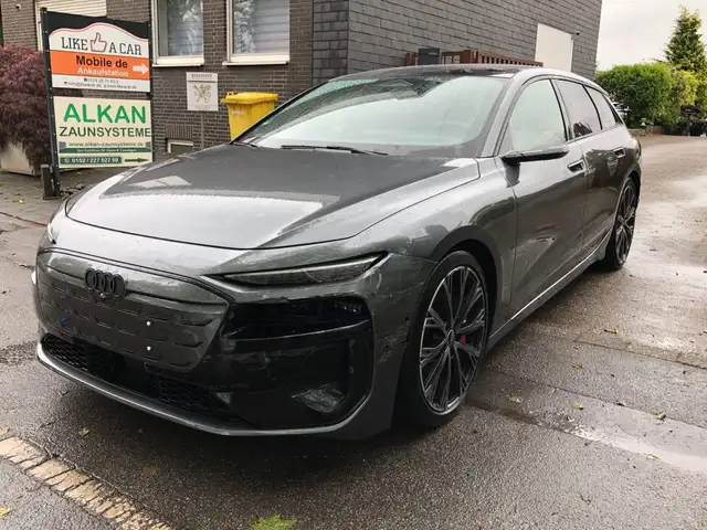 Audi S6 e-tron S6 Avant edition one grey *PANO*ADVANCED KEY*360