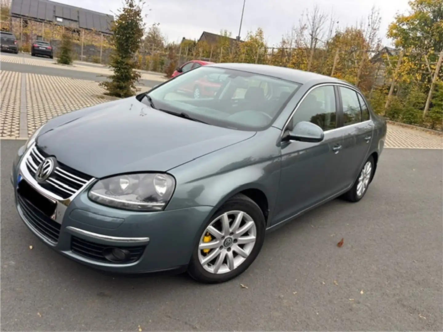 Volkswagen Jetta Jetta 1.9 TDi B2B-line DPF Gris - 1