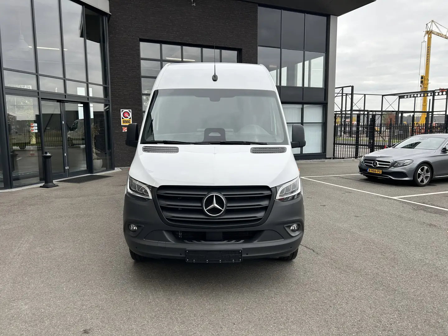 Mercedes-Benz Sprinter 317 CDI L2 H2 PRO / LED / MBUX / Navigatie / Camer Blanc - 2