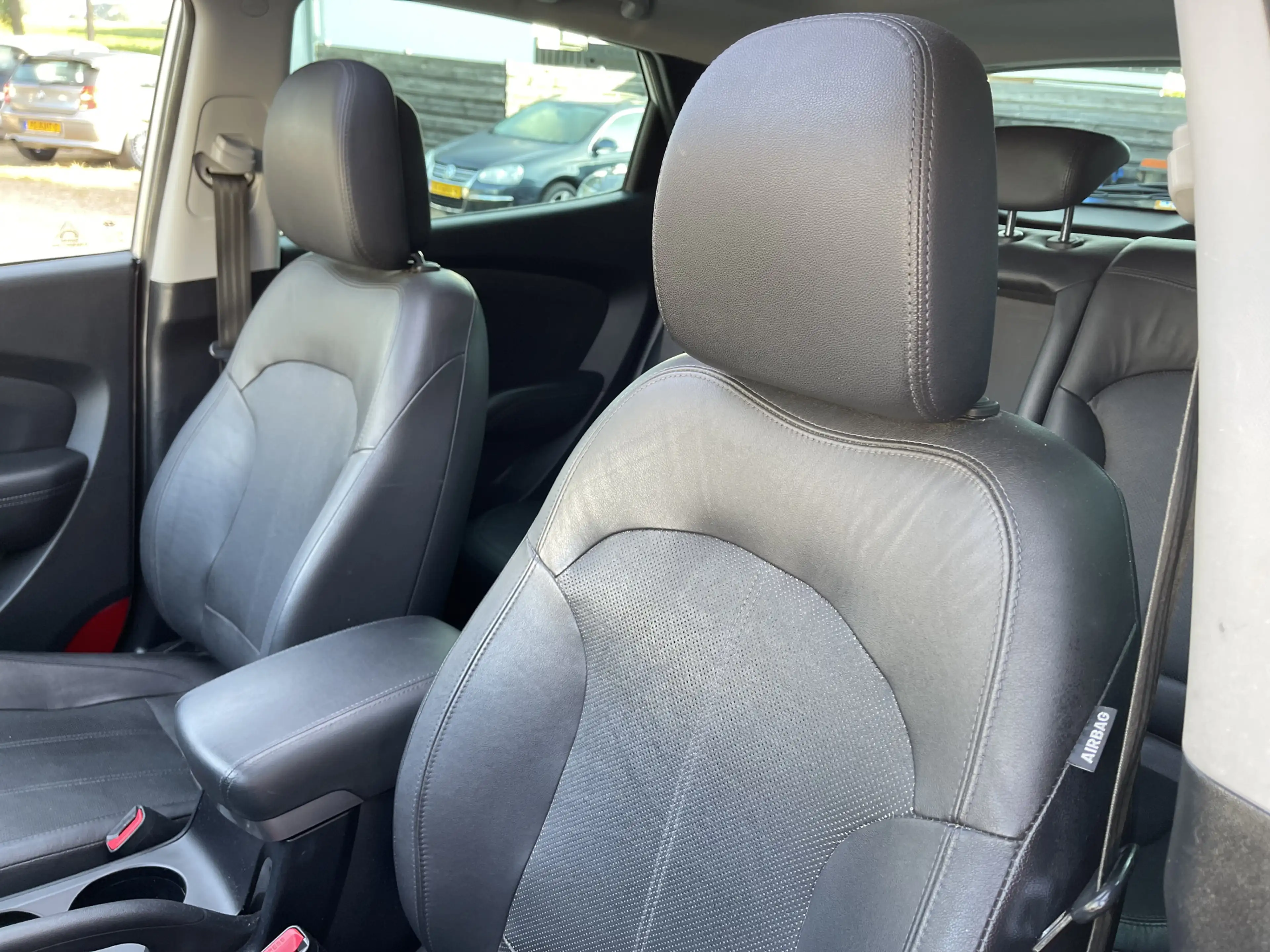 Hyundai iX35 1.6i GDI Business Edition Clima.Cruise.Pano.Pdc.Ca — photo 28