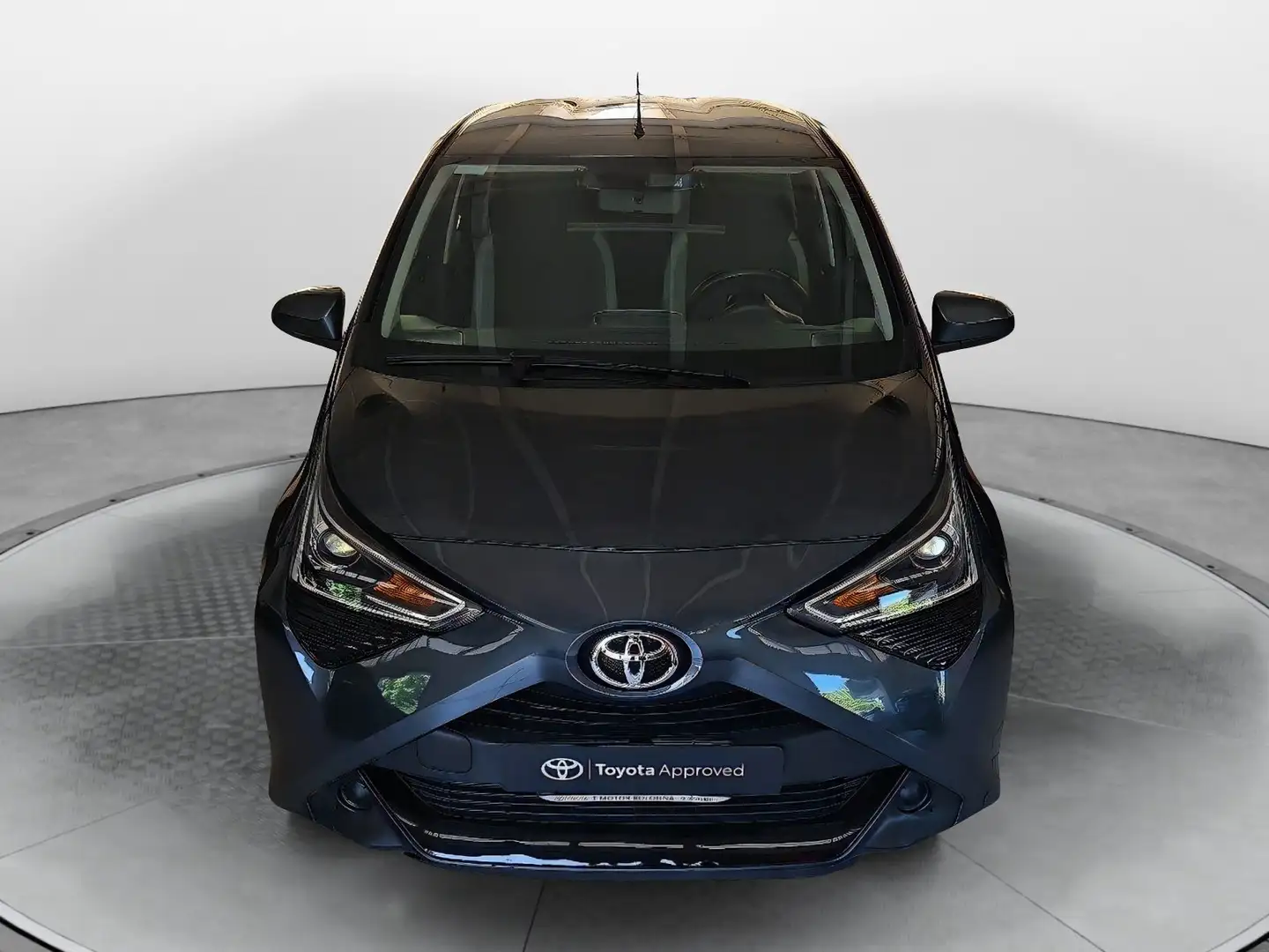 Toyota Aygo 1.0 VVT-i 72 CV 5 porte x-cool - 2
