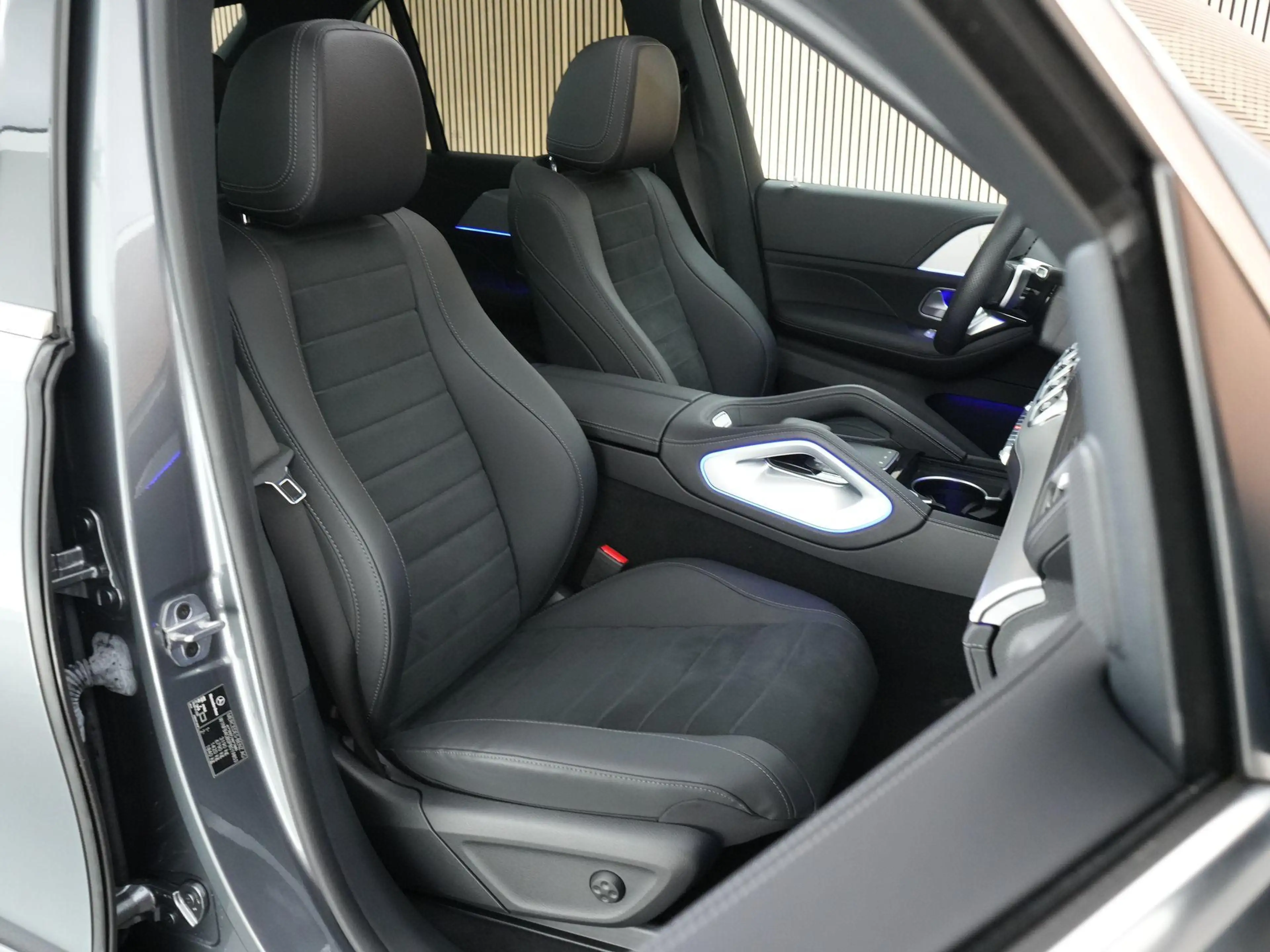 Mercedes-Benz GLE 400 e 381pk 4MATIC AMG Line |BTW|pano|Burmester|head-u — photo 5