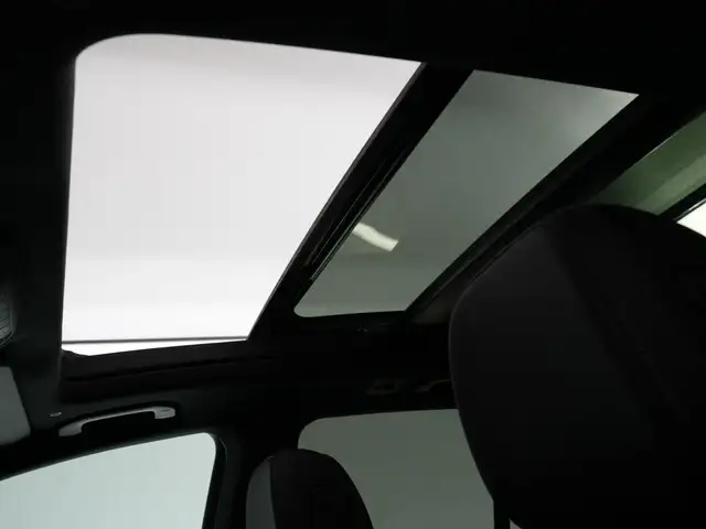 Mercedes-Benz Gle view 15