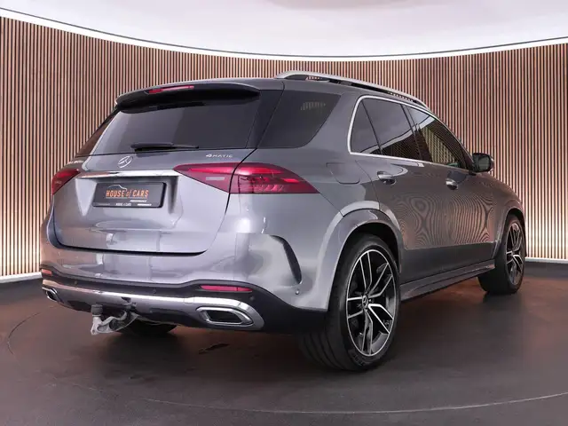 Mercedes-Benz Gle view 2