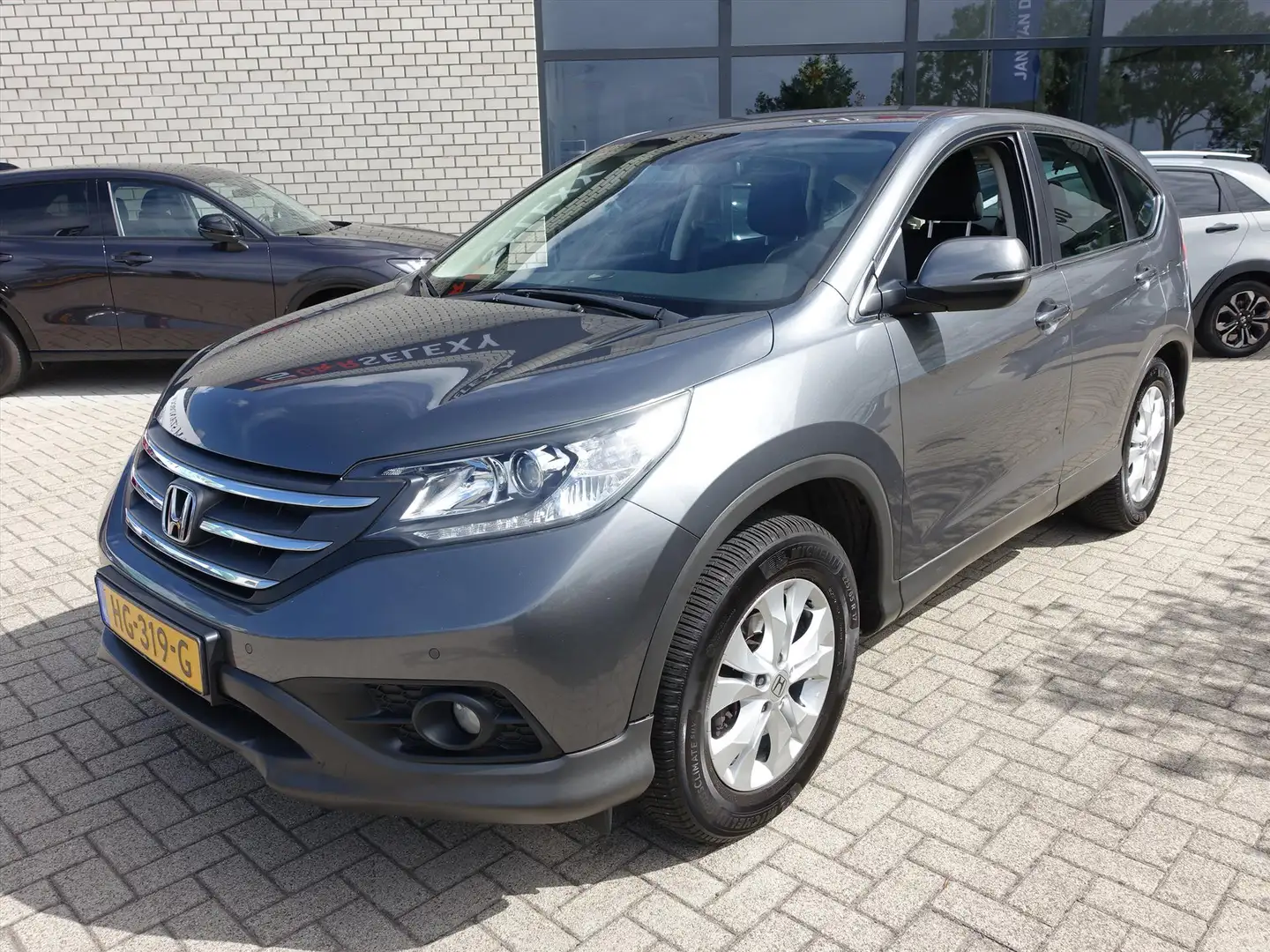Honda CR-V 2.0 16V 155pk Real Time 4WD Aut. Elegance Grijs - 2