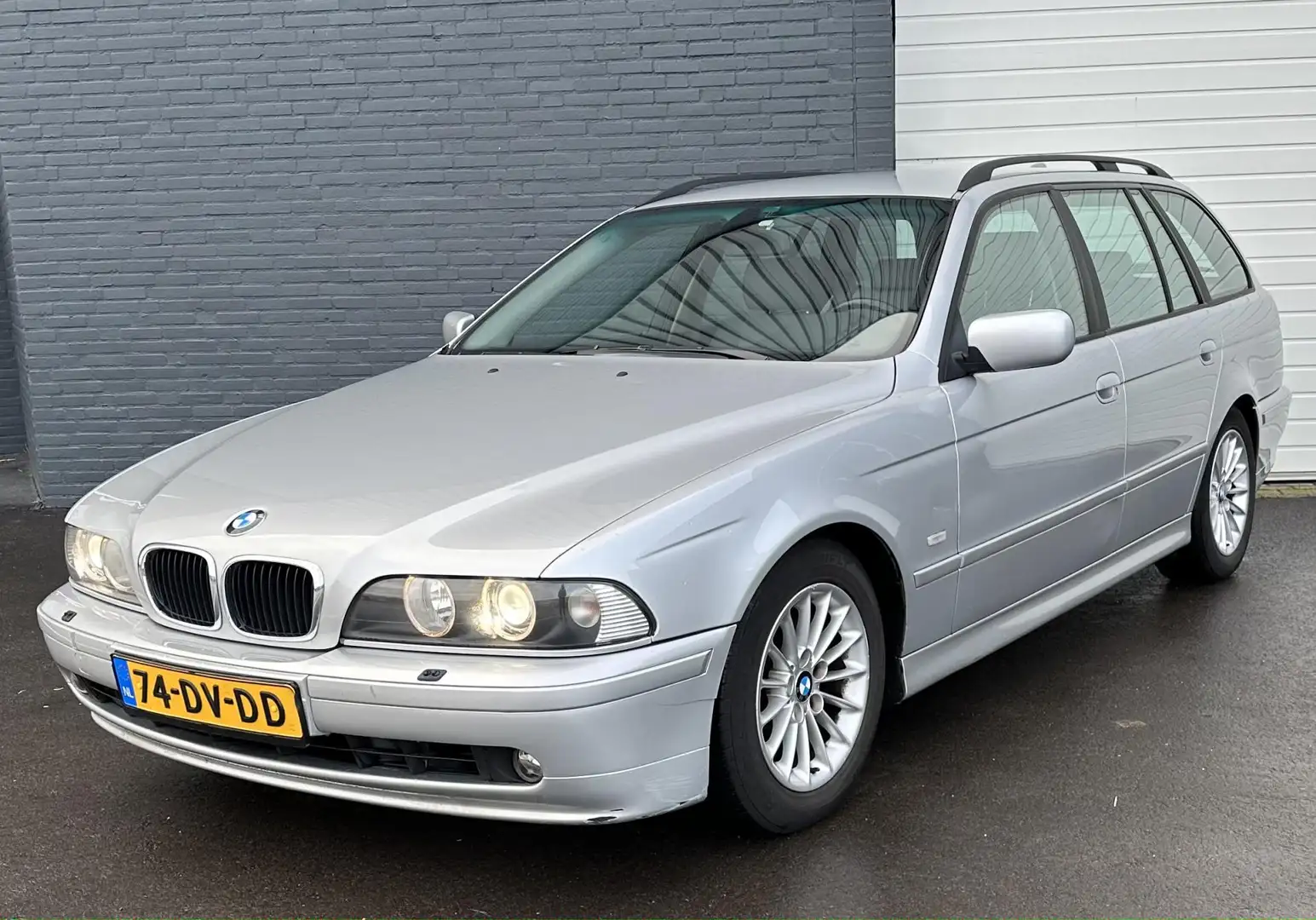 BMW 530 5-serie Touring 530d Executive CLIMATE/CRUISE/6CIL Сірий - 2