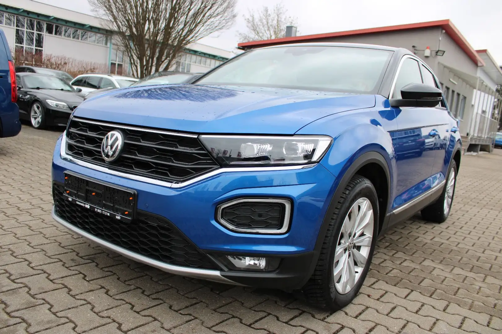 Volkswagen T-Roc 1.5 TSI Navi,PDC,LED,SHZ,ACC Blau - 1