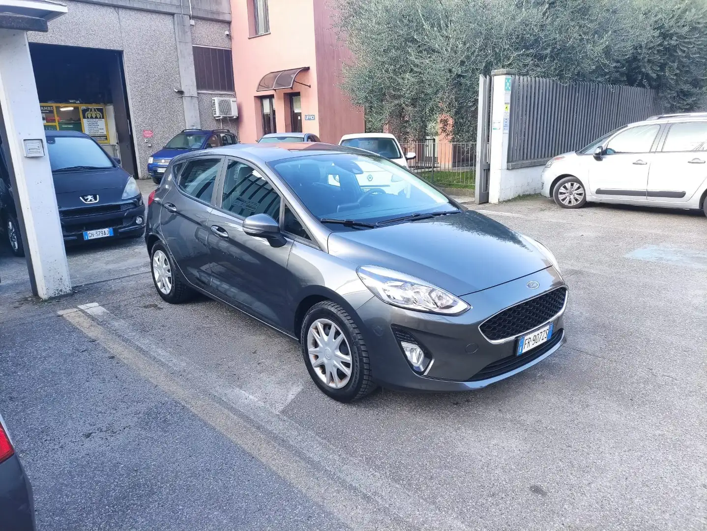 Ford Fiesta Fiesta VII 2017 5p 5p 1.1 Plus 85cv my18 Grau - 1