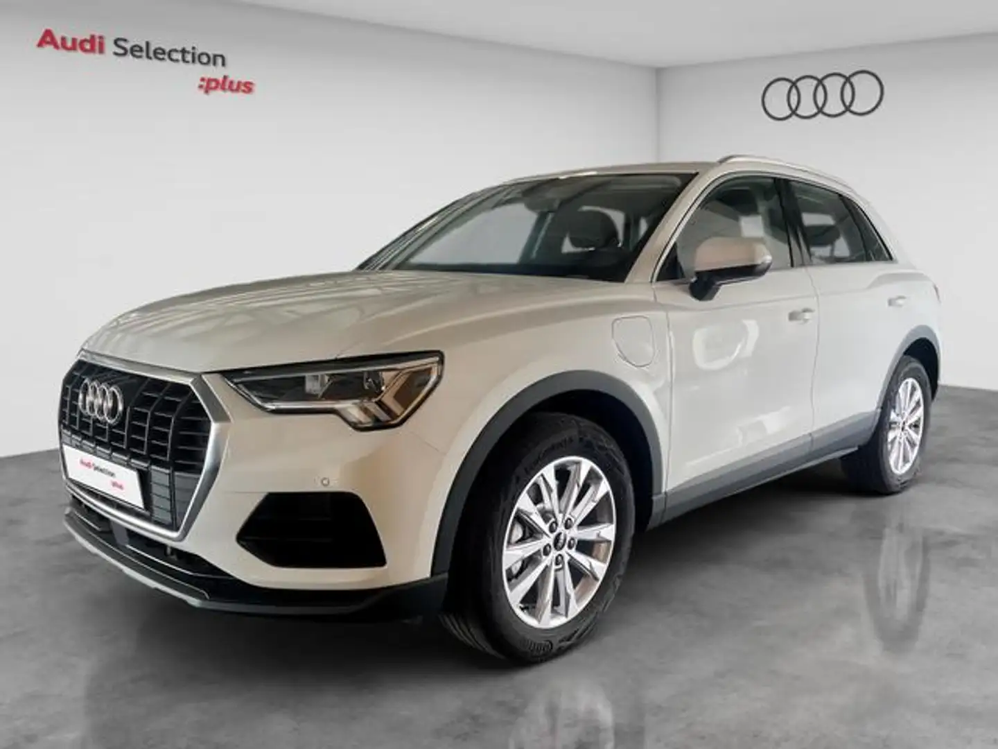 Audi Q3 45 TFSIe Advanced S-tronic Weiß - 2