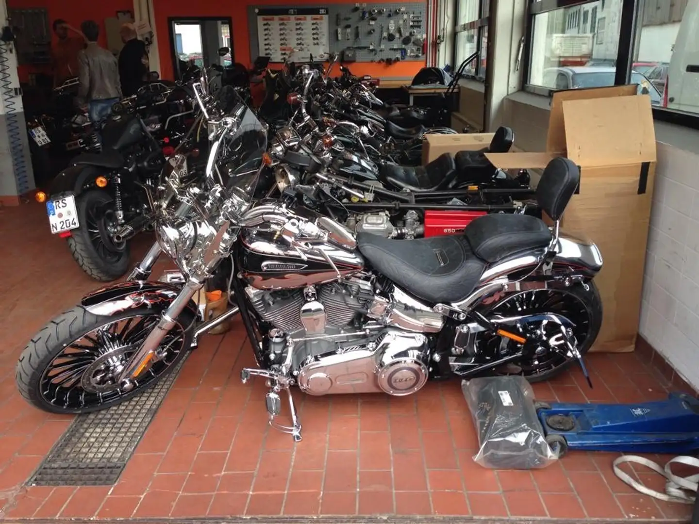 Harley-Davidson CVO Breakout Es ist alles Eingetragen! Argintiu - 1