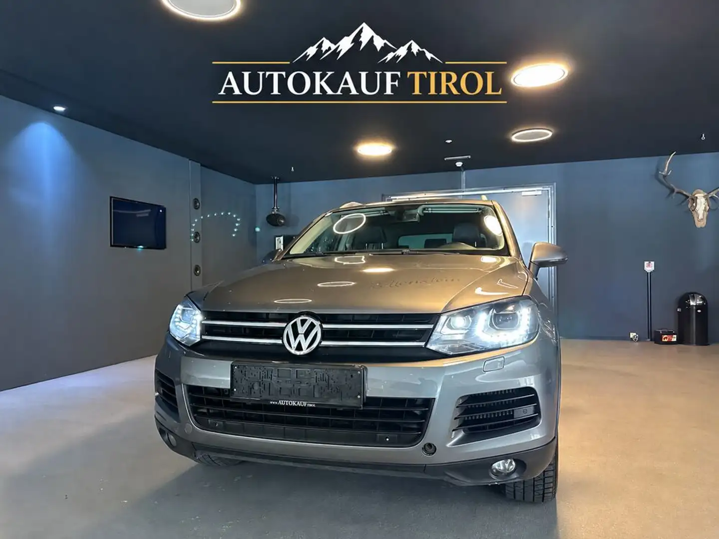 Volkswagen Touareg V6 TDI BMT Export oder Händler Grau - 1