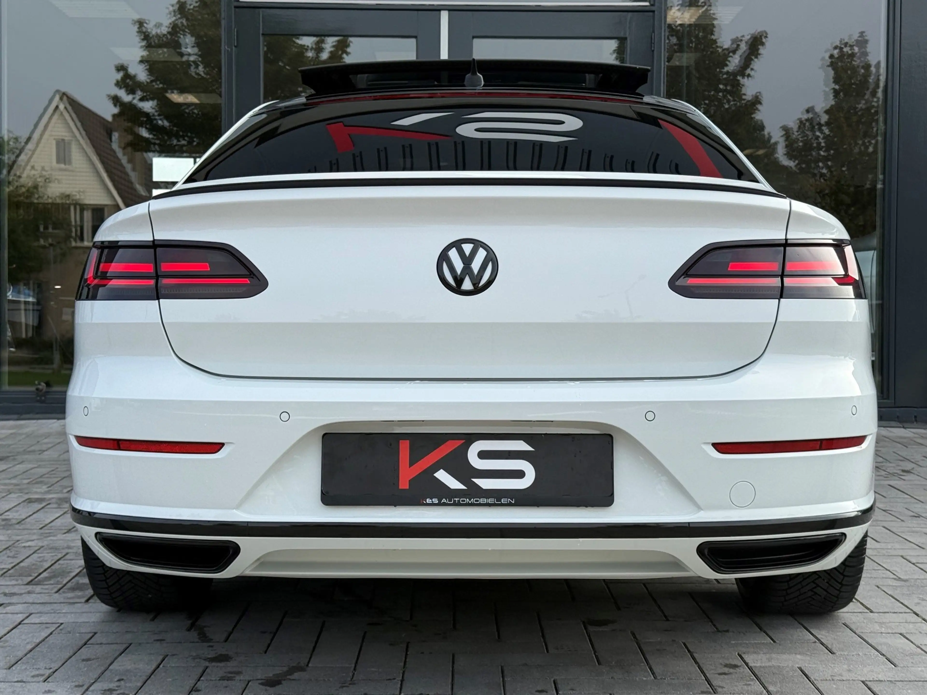 Volkswagen Arteon 2.0 TSI R Line Virtual Pano Keyless Camera — photo 14