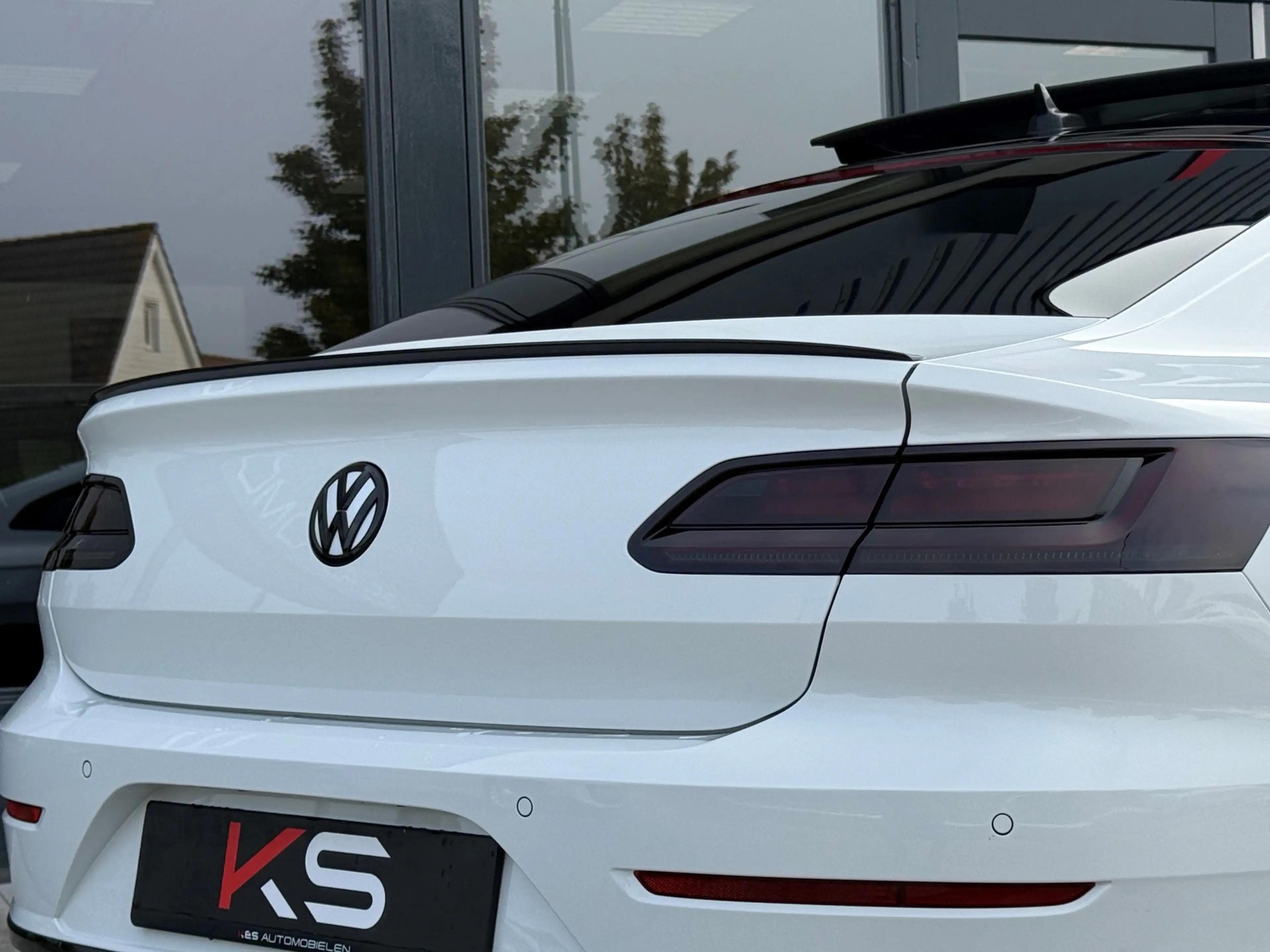 Volkswagen Arteon 2.0 TSI R Line Virtual Pano Keyless Camera — photo 13