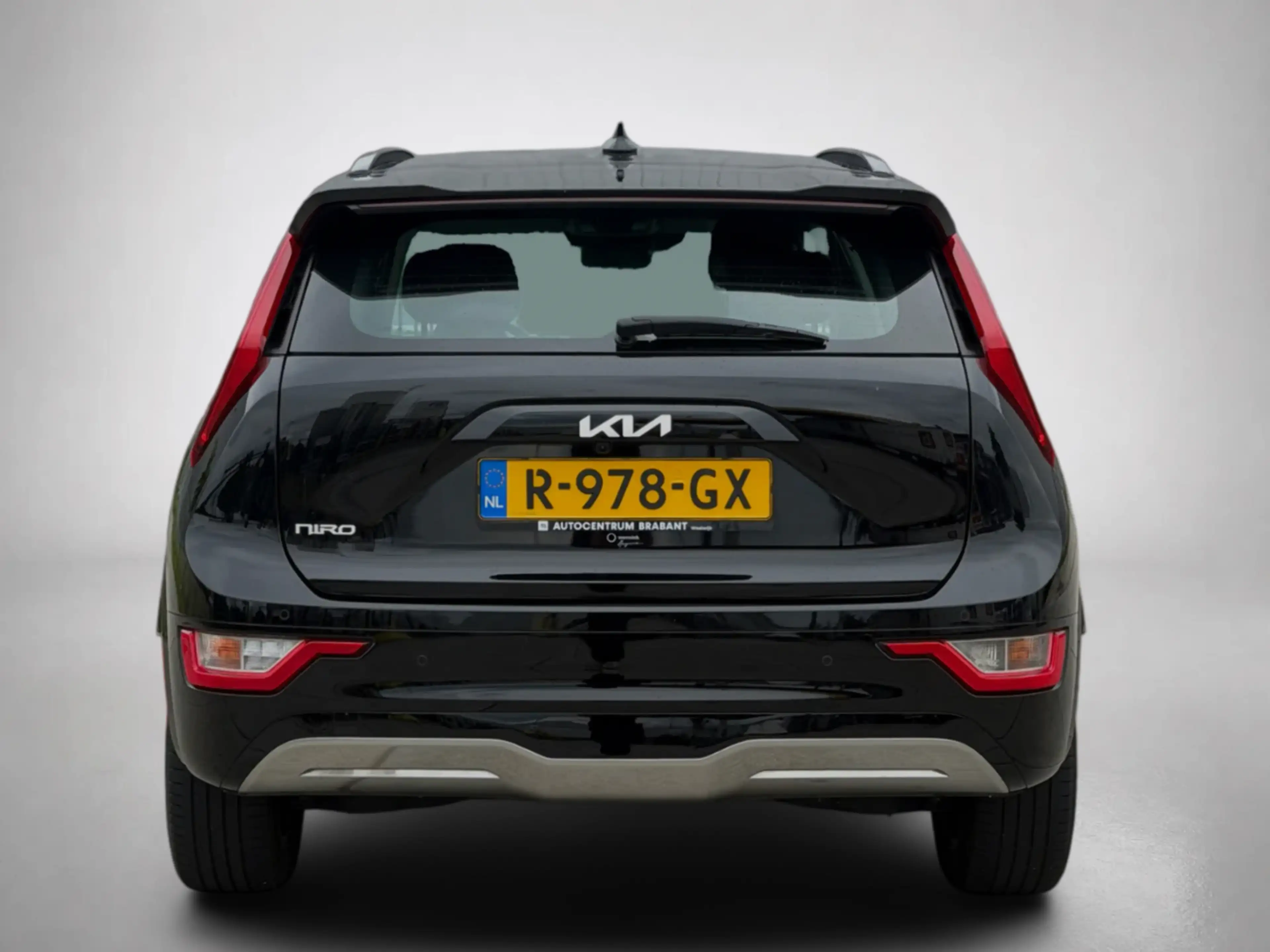 Kia e-Niro EV DynamicLine 64.8 kWh(NL-auto, 1e Eig, Dealer On — photo 11