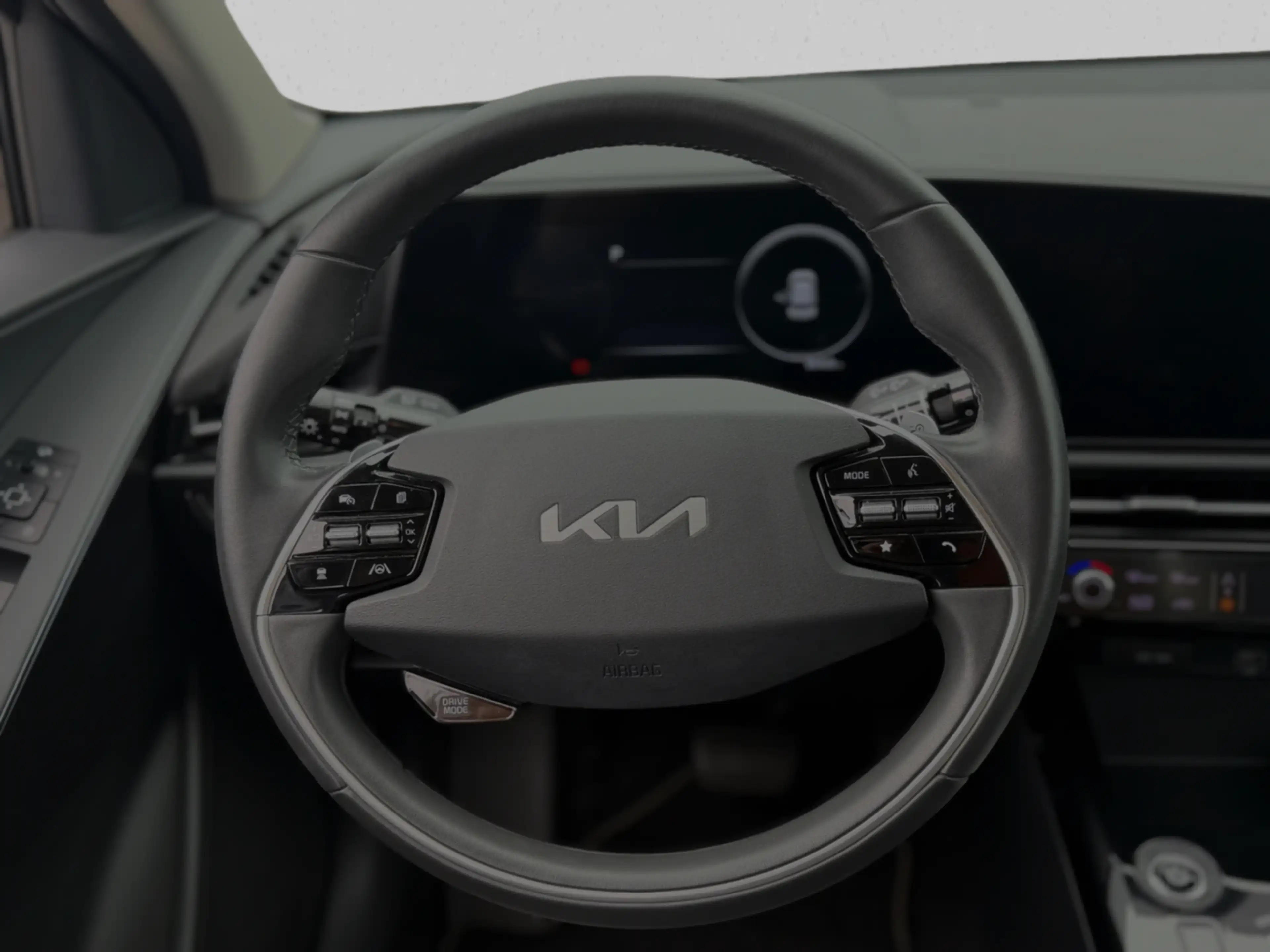 Kia e-Niro EV DynamicLine 64.8 kWh(NL-auto, 1e Eig, Dealer On — photo 16