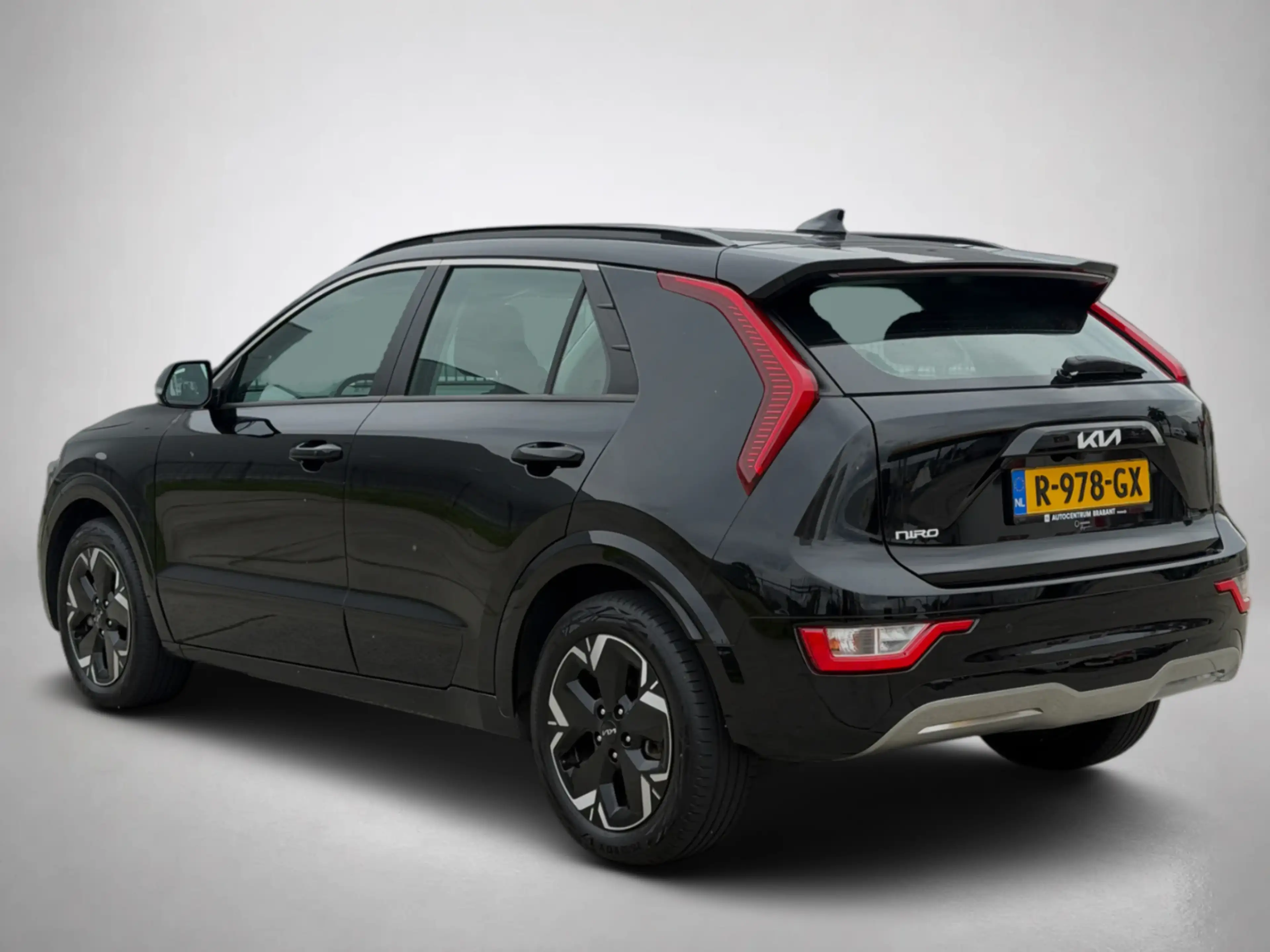 Kia e-Niro EV DynamicLine 64.8 kWh(NL-auto, 1e Eig, Dealer On — photo 8