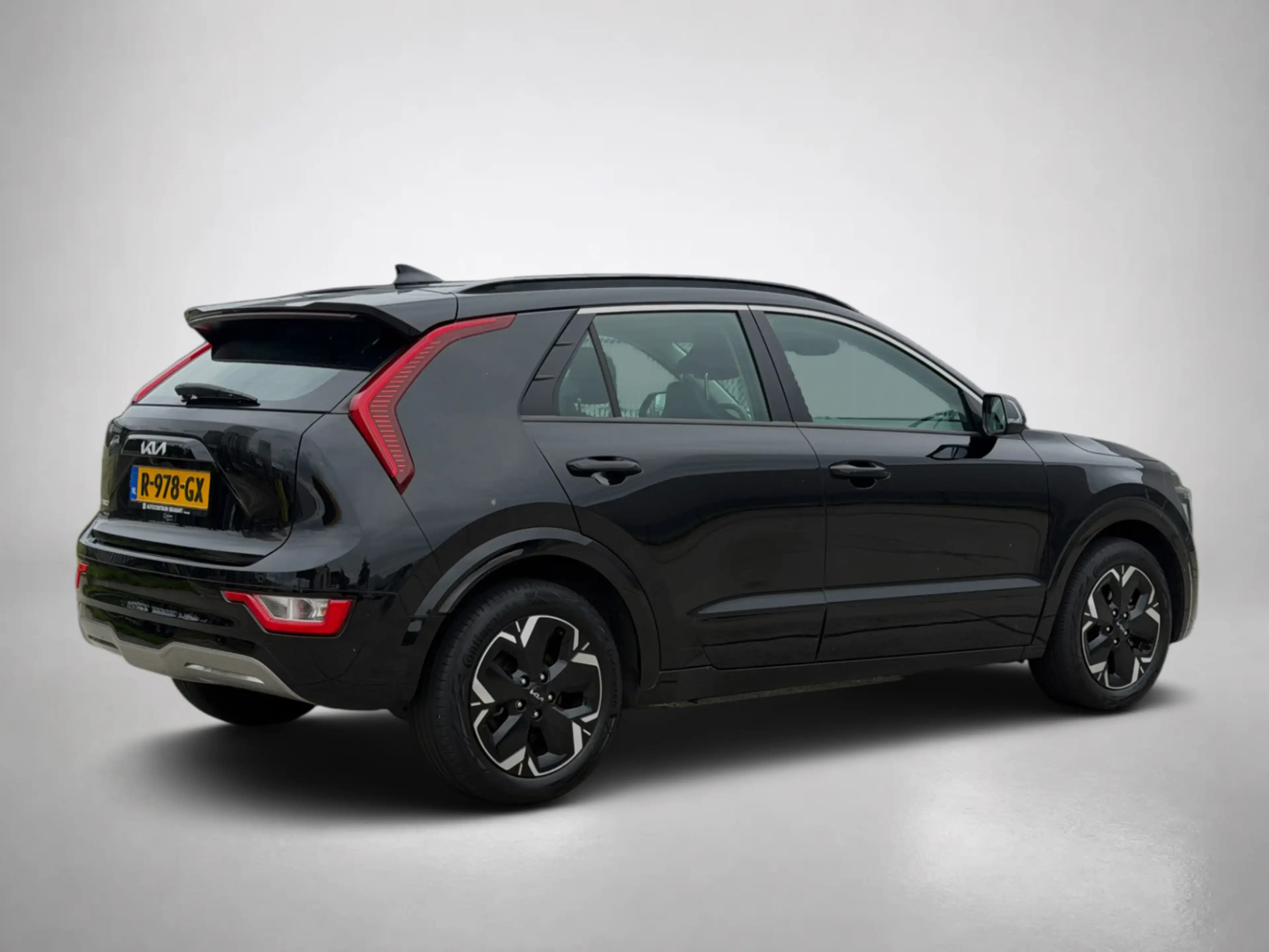 Kia e-Niro EV DynamicLine 64.8 kWh(NL-auto, 1e Eig, Dealer On — photo 17