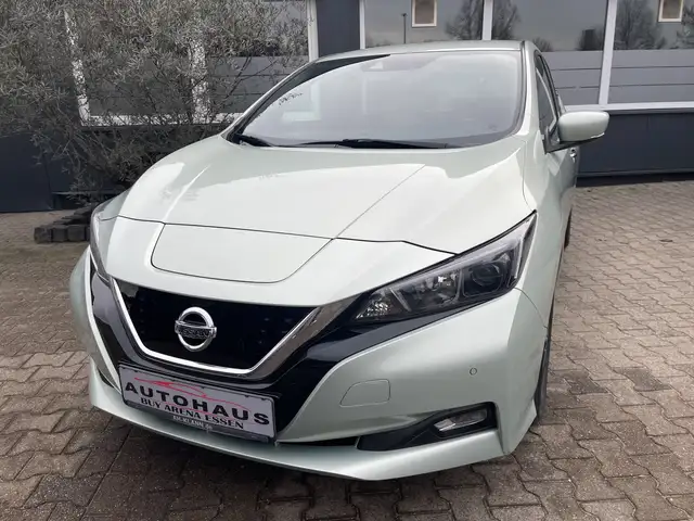 Nissan Leaf 2.Zero Edition LED 360 40 KWH S-Heft Top Gepflegt