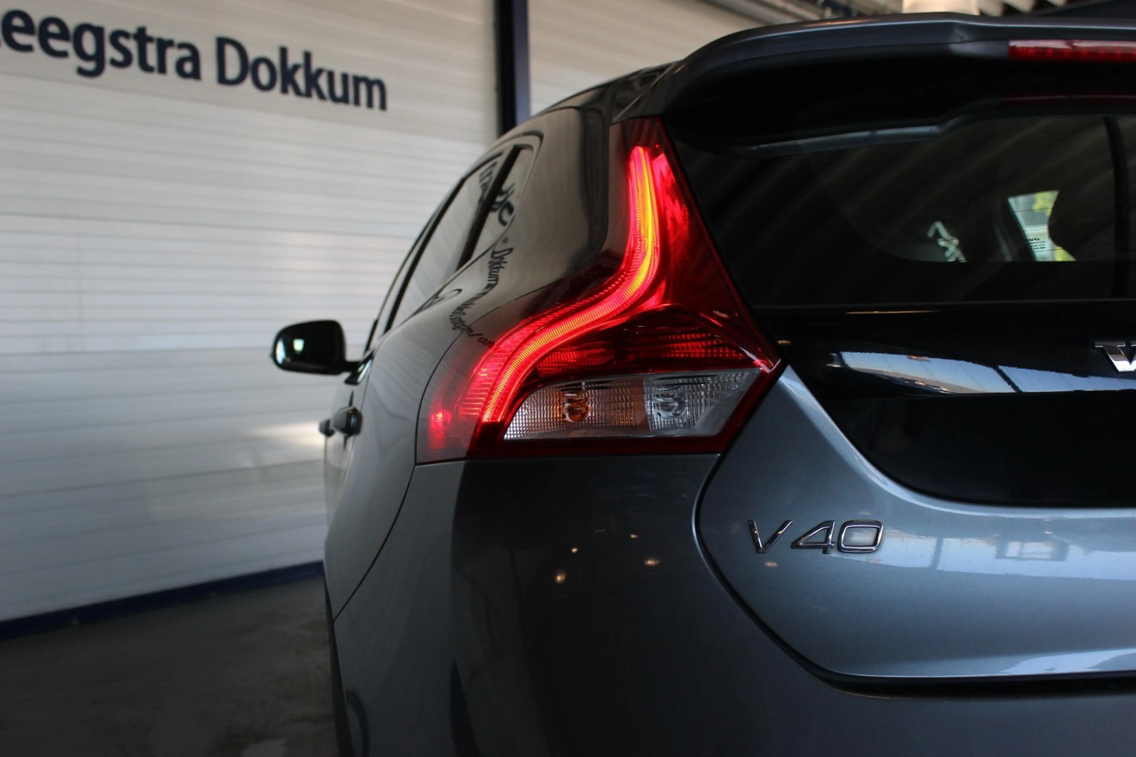 Volvo V40 2.0 T4 Business Sport Trekhaak | Bluetooth | LED | — photo 21