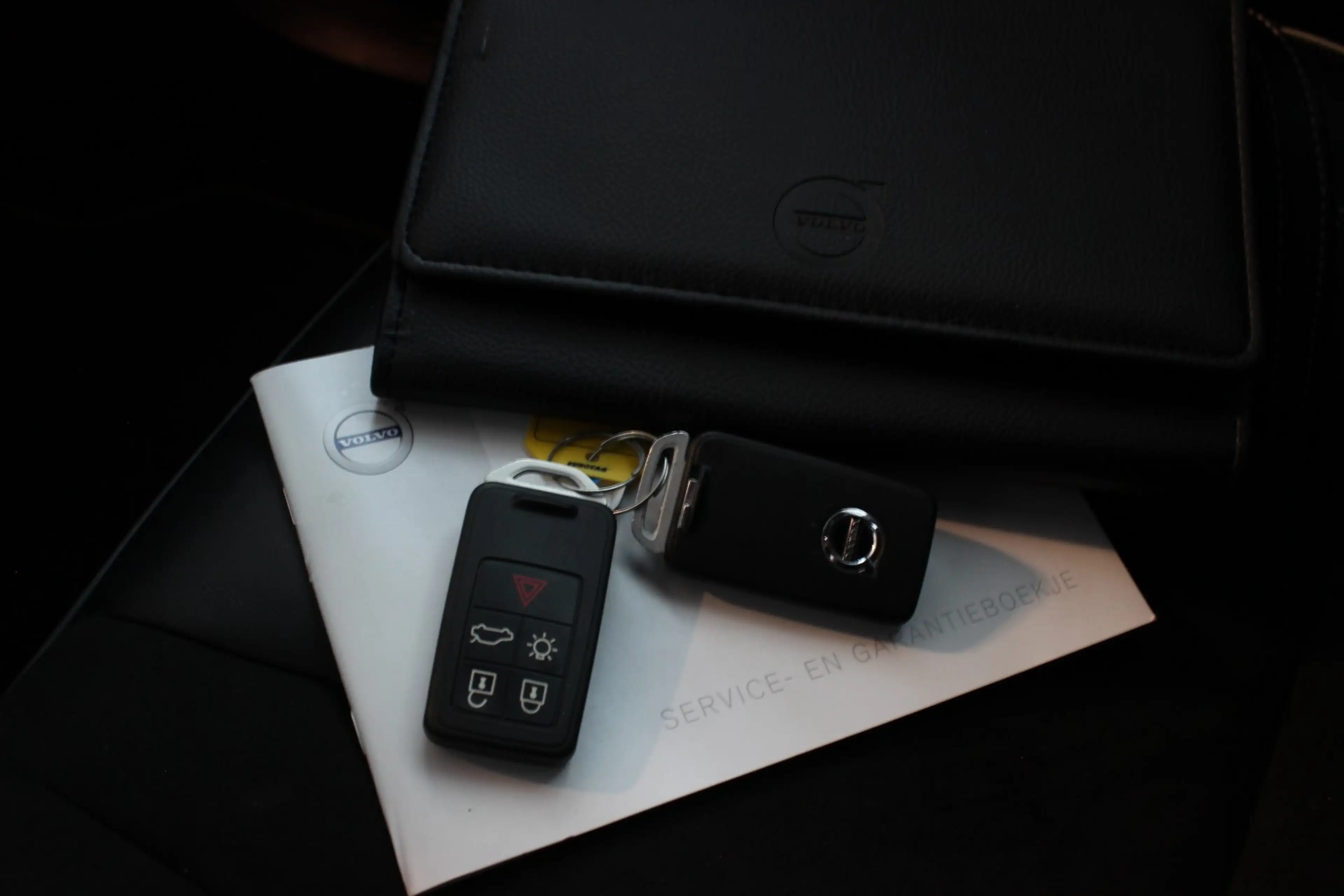 Volvo V40 2.0 T4 Business Sport Trekhaak | Bluetooth | LED | — photo 24