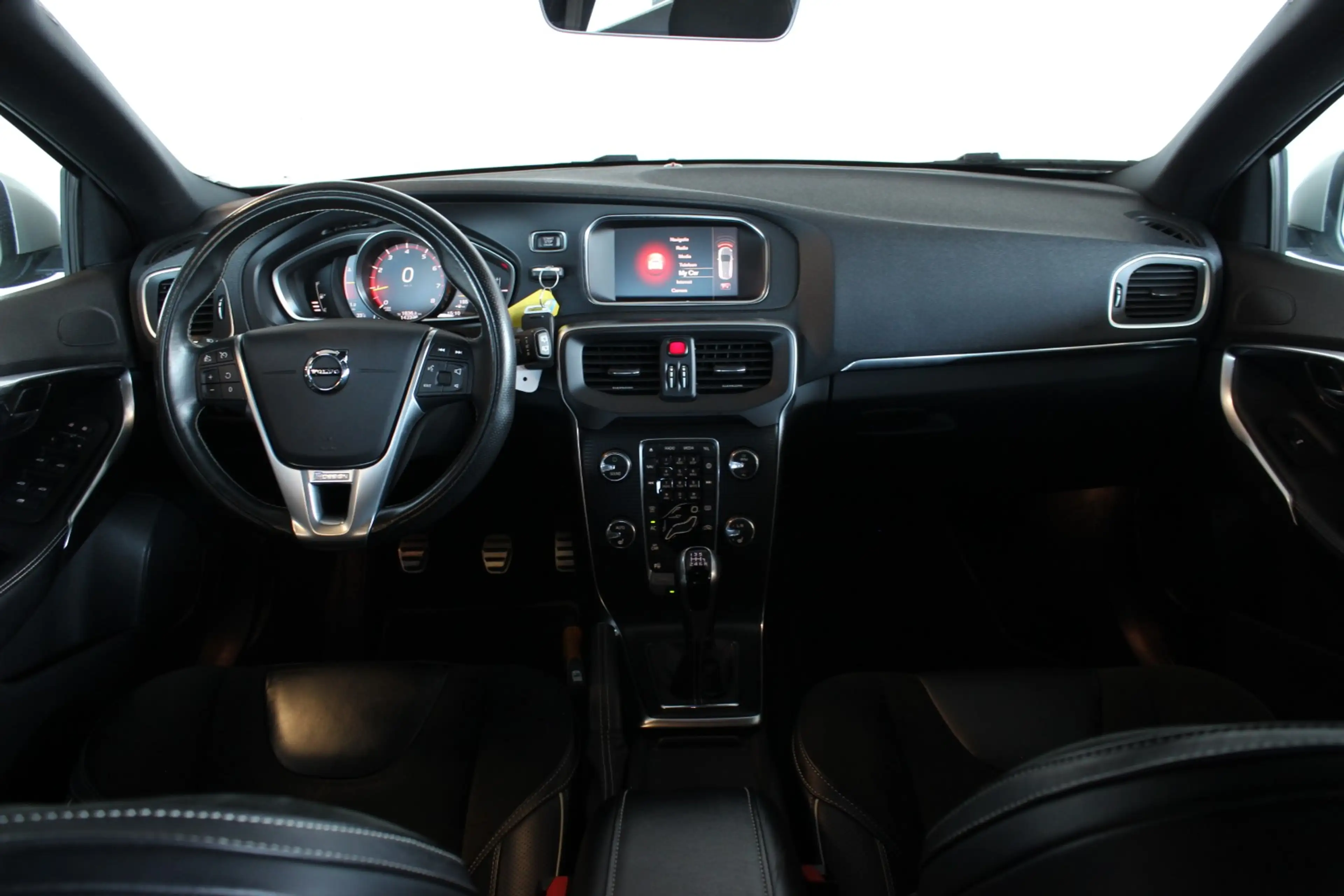 Volvo V40 2.0 T4 Business Sport Trekhaak | Bluetooth | LED | — photo 7