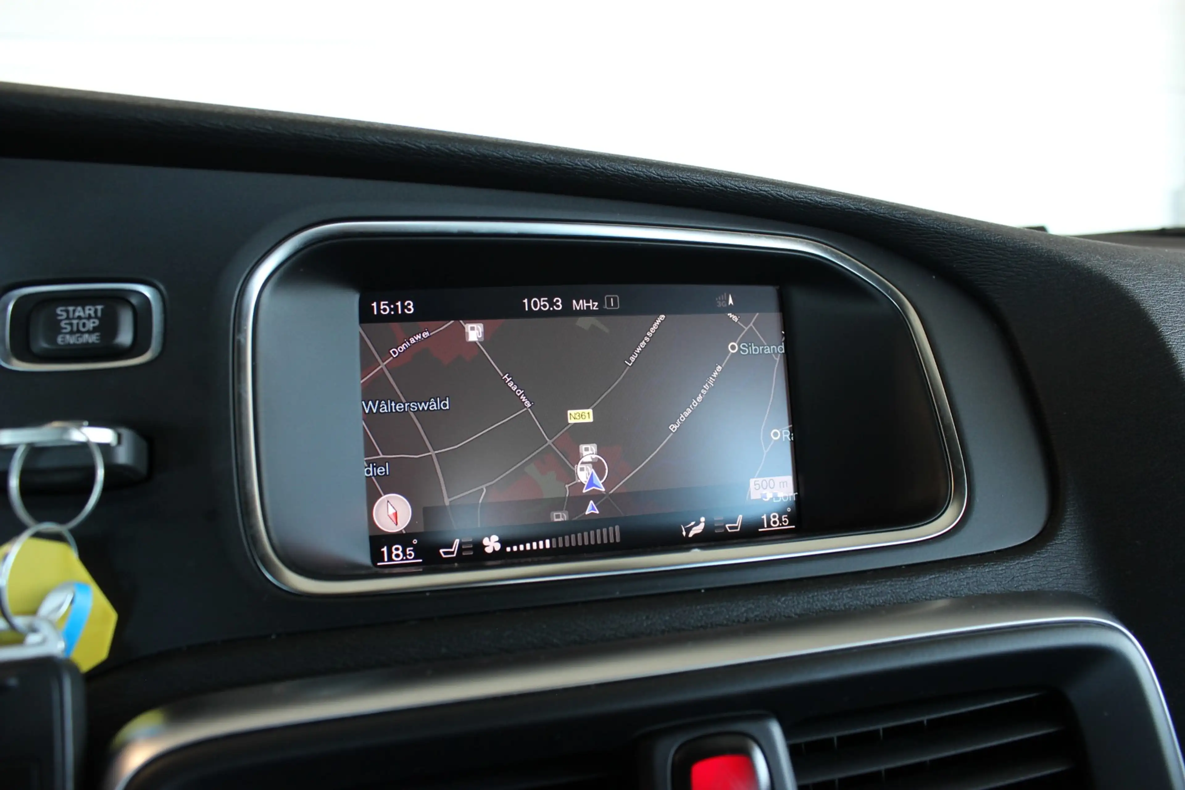 Volvo V40 2.0 T4 Business Sport Trekhaak | Bluetooth | LED | — photo 14