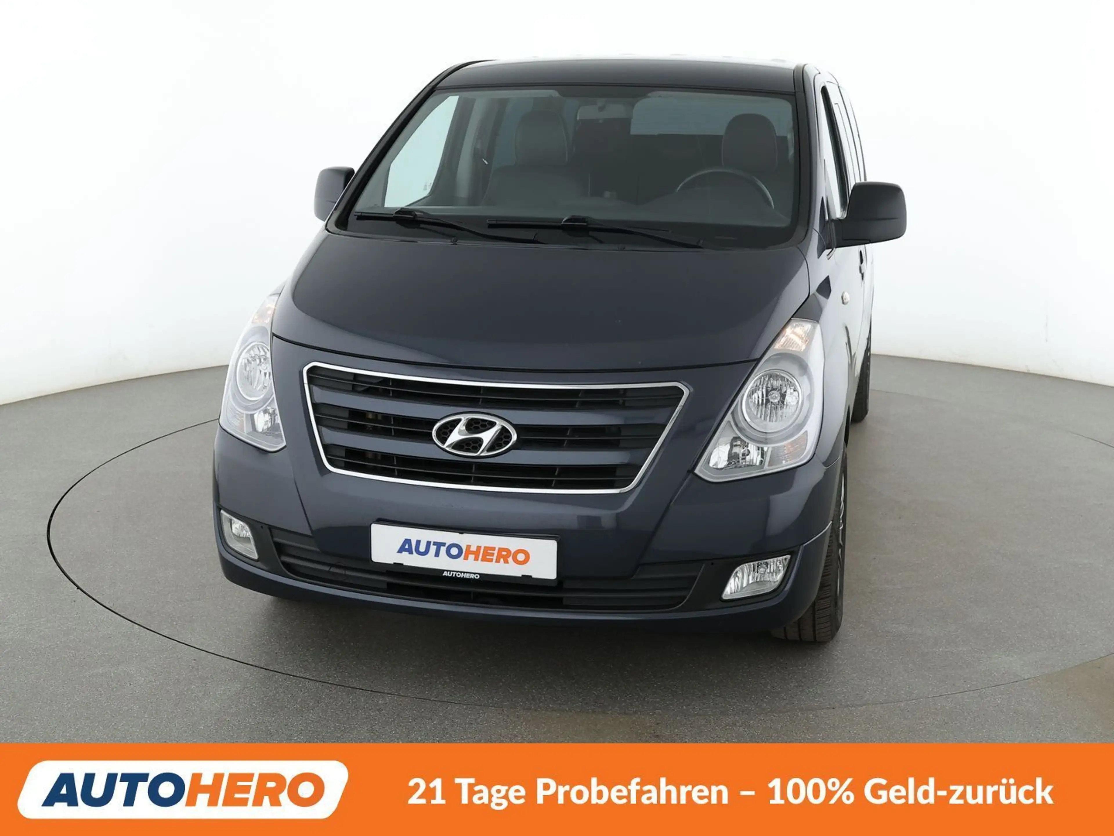 Hyundai H-1 2.5 CRDi Travel Trend Aut.*NAV*TEMP*CAM*PDC*SHZ* — photo 9