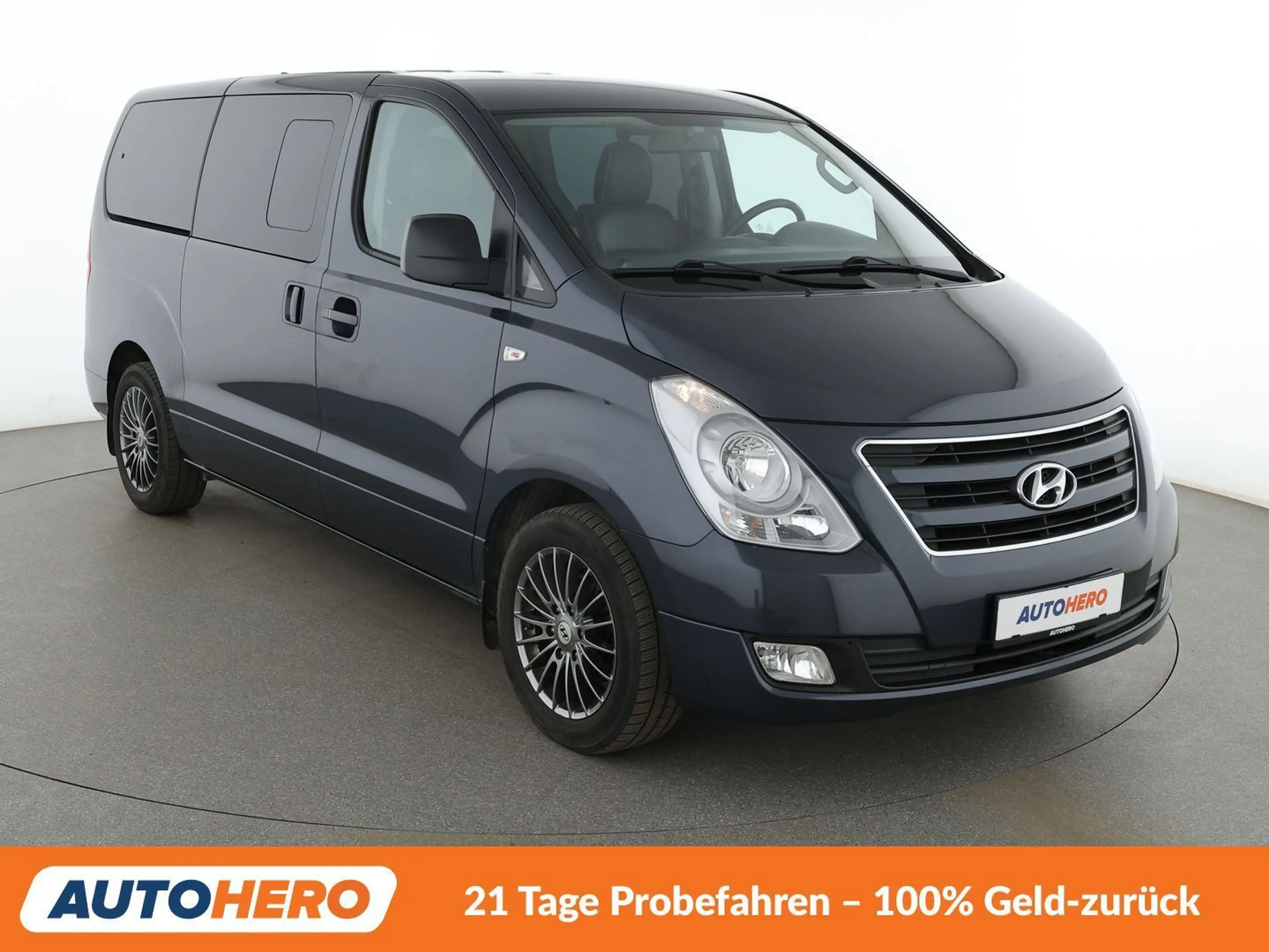 Hyundai H-1 2.5 CRDi Travel Trend Aut.*NAV*TEMP*CAM*PDC*SHZ* — photo 8