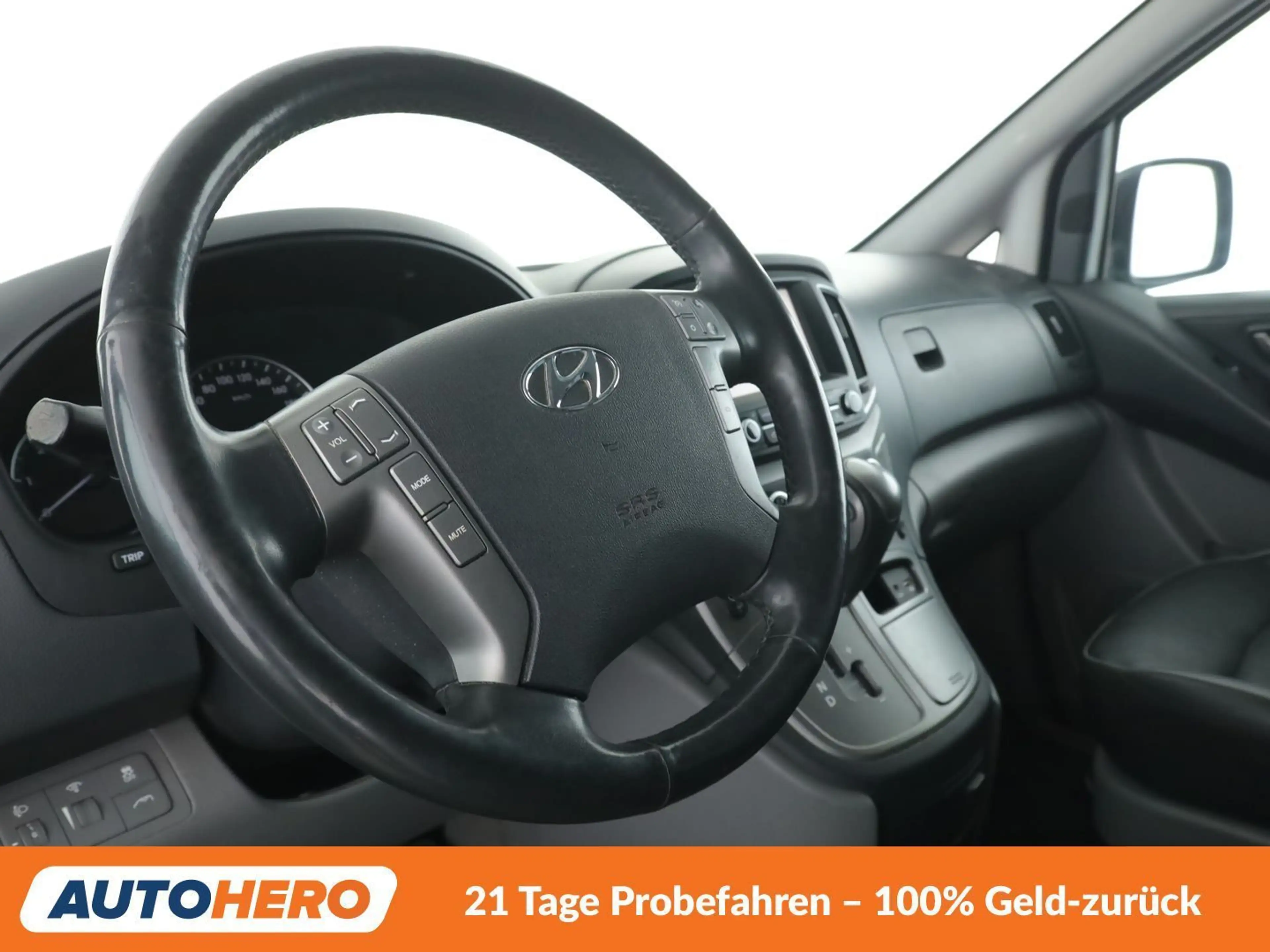 Hyundai H-1 2.5 CRDi Travel Trend Aut.*NAV*TEMP*CAM*PDC*SHZ* — photo 11