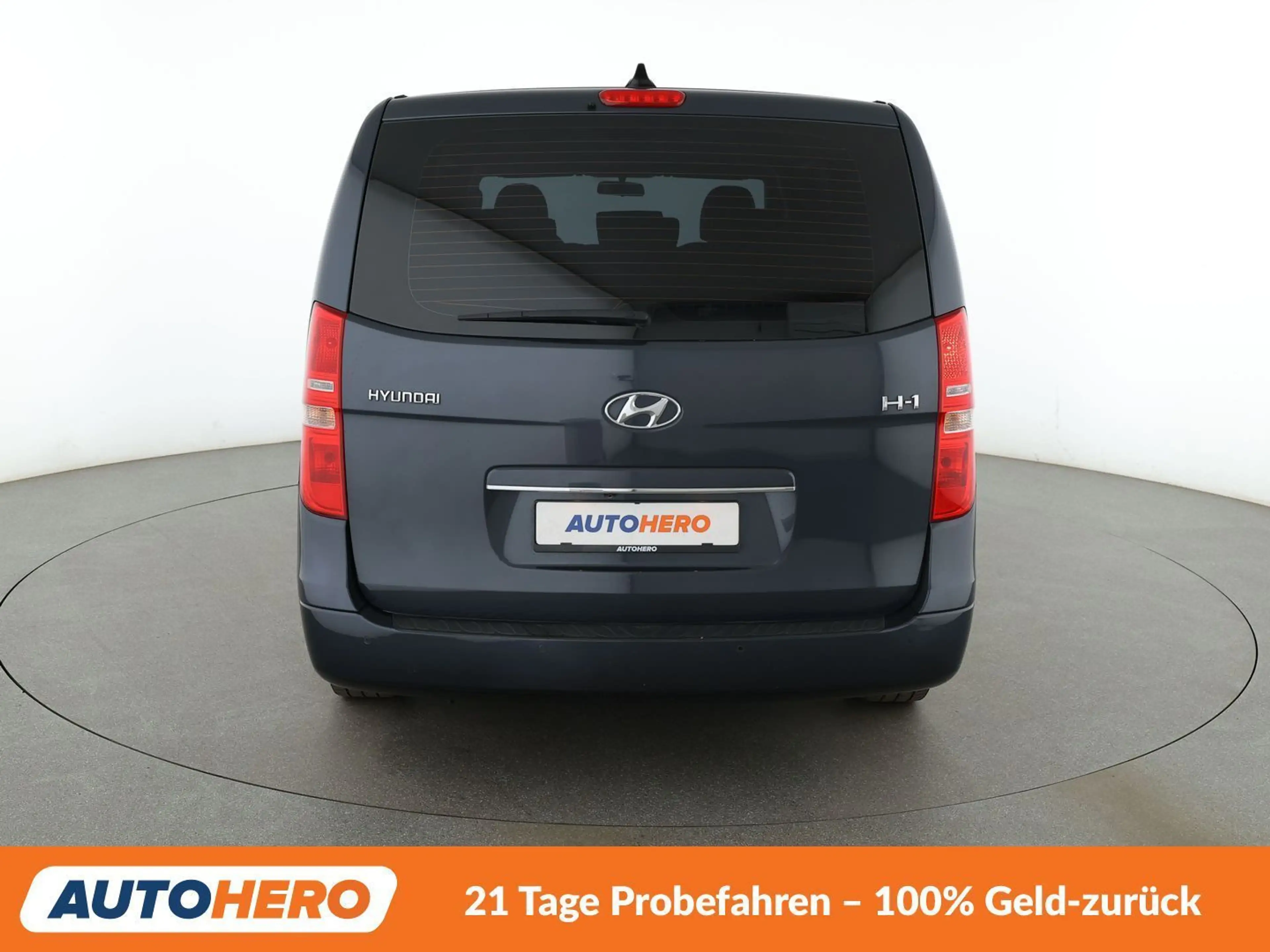 Hyundai H-1 2.5 CRDi Travel Trend Aut.*NAV*TEMP*CAM*PDC*SHZ* — photo 5