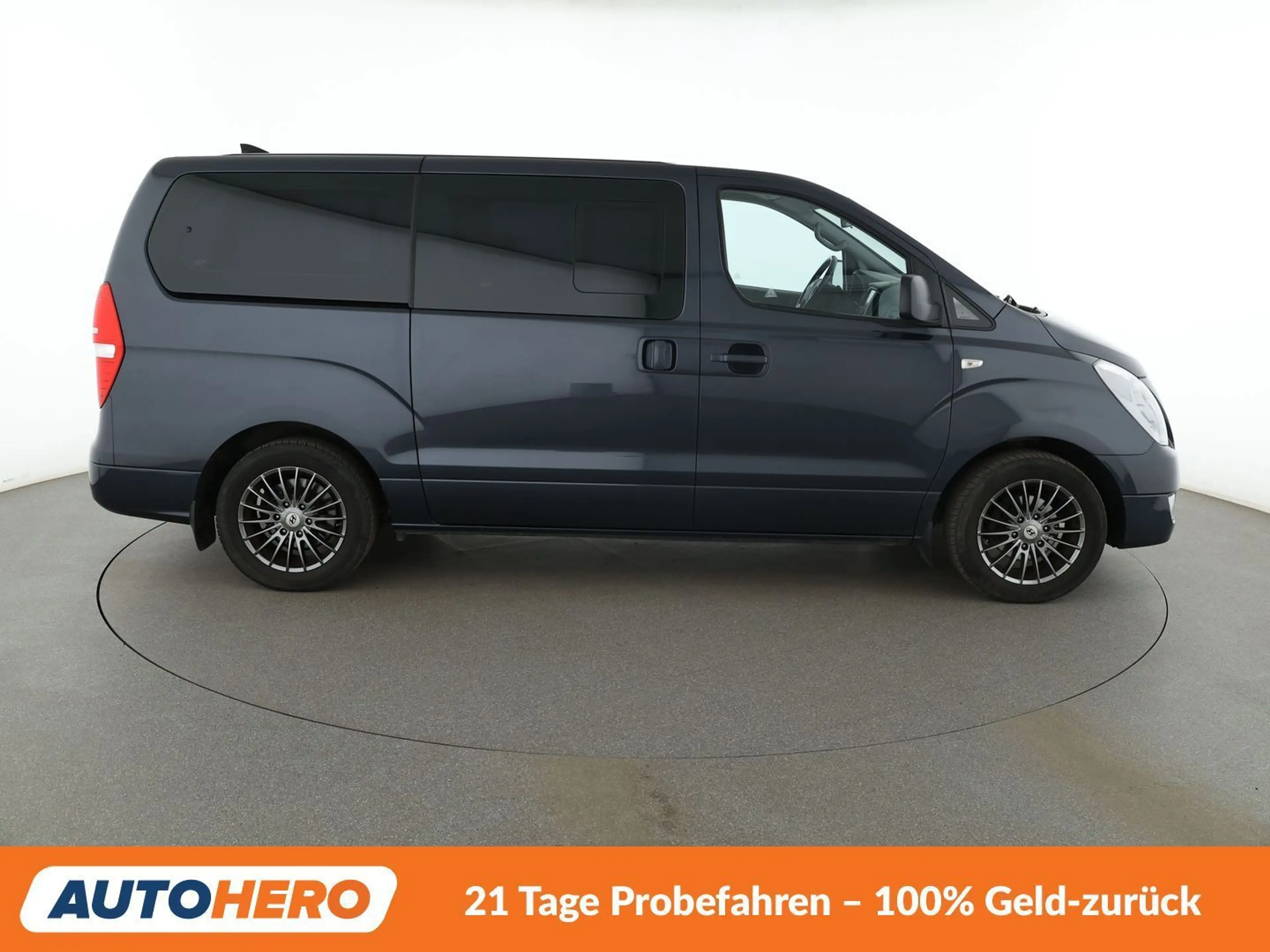Hyundai H-1 2.5 CRDi Travel Trend Aut.*NAV*TEMP*CAM*PDC*SHZ* — photo 7