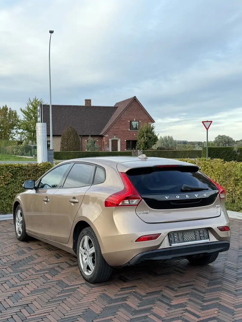 Volvo V40 2.0 D2 Euro6b + Keuring - 2