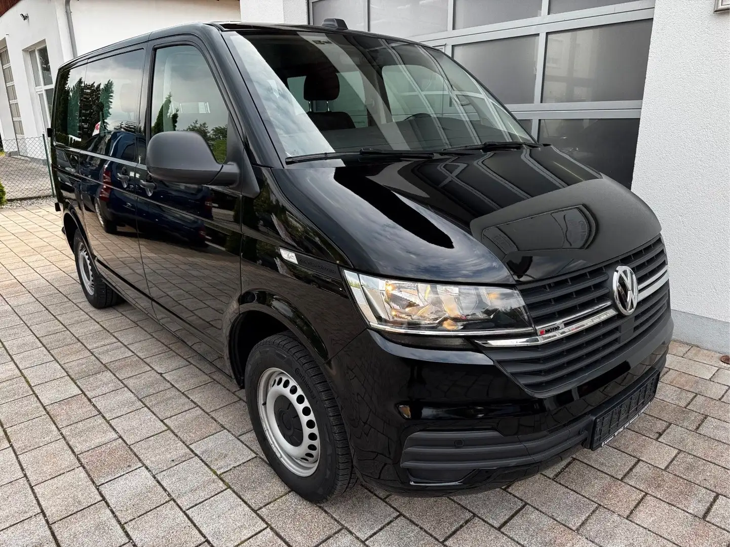 Volkswagen T6 Kombi 6 Sitzer 4 Motion Automatik Allrad Negru - 1