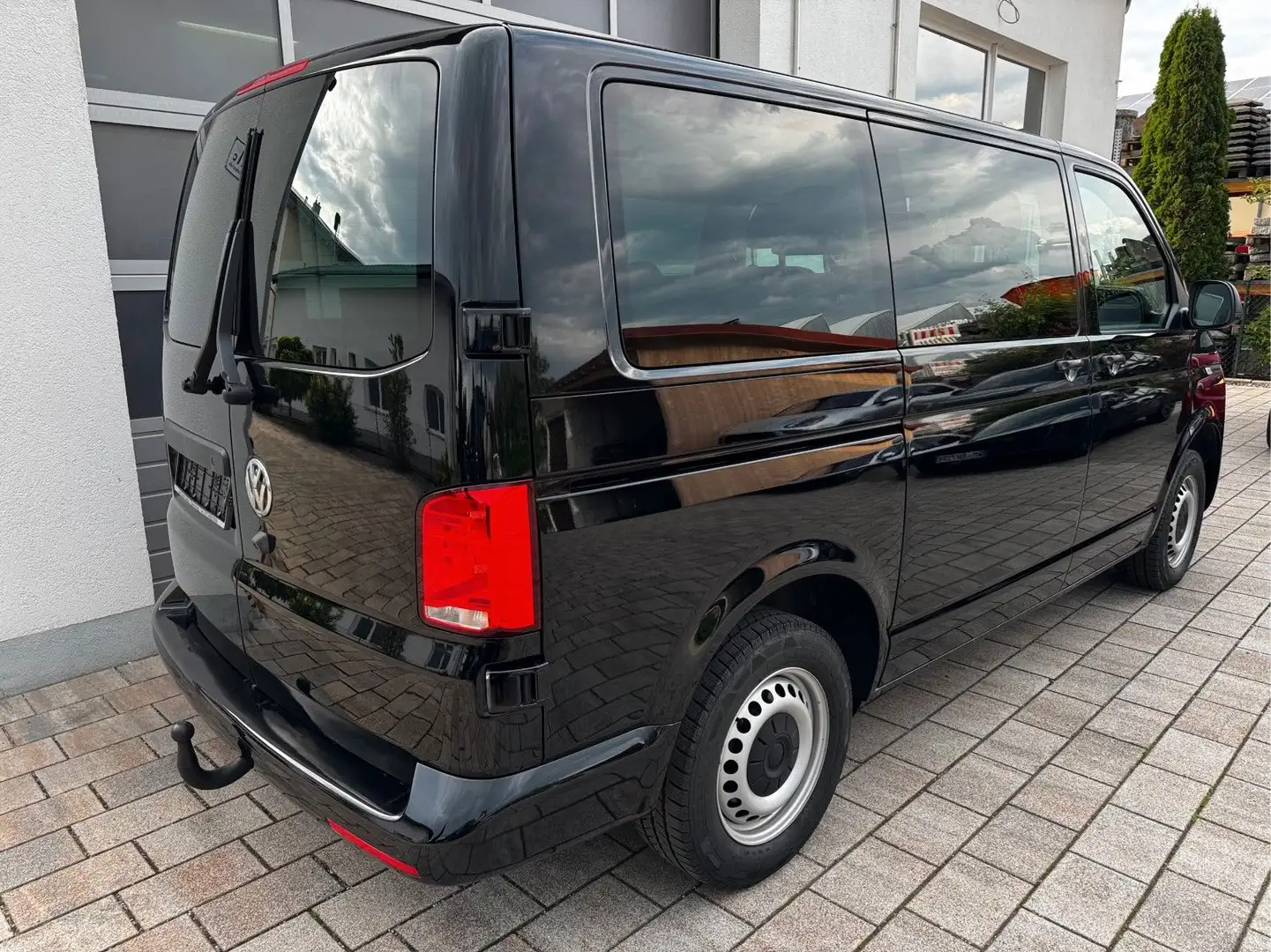 Volkswagen T6 Kombi 6 Sitzer 4 Motion Automatik Allrad Negru - 2