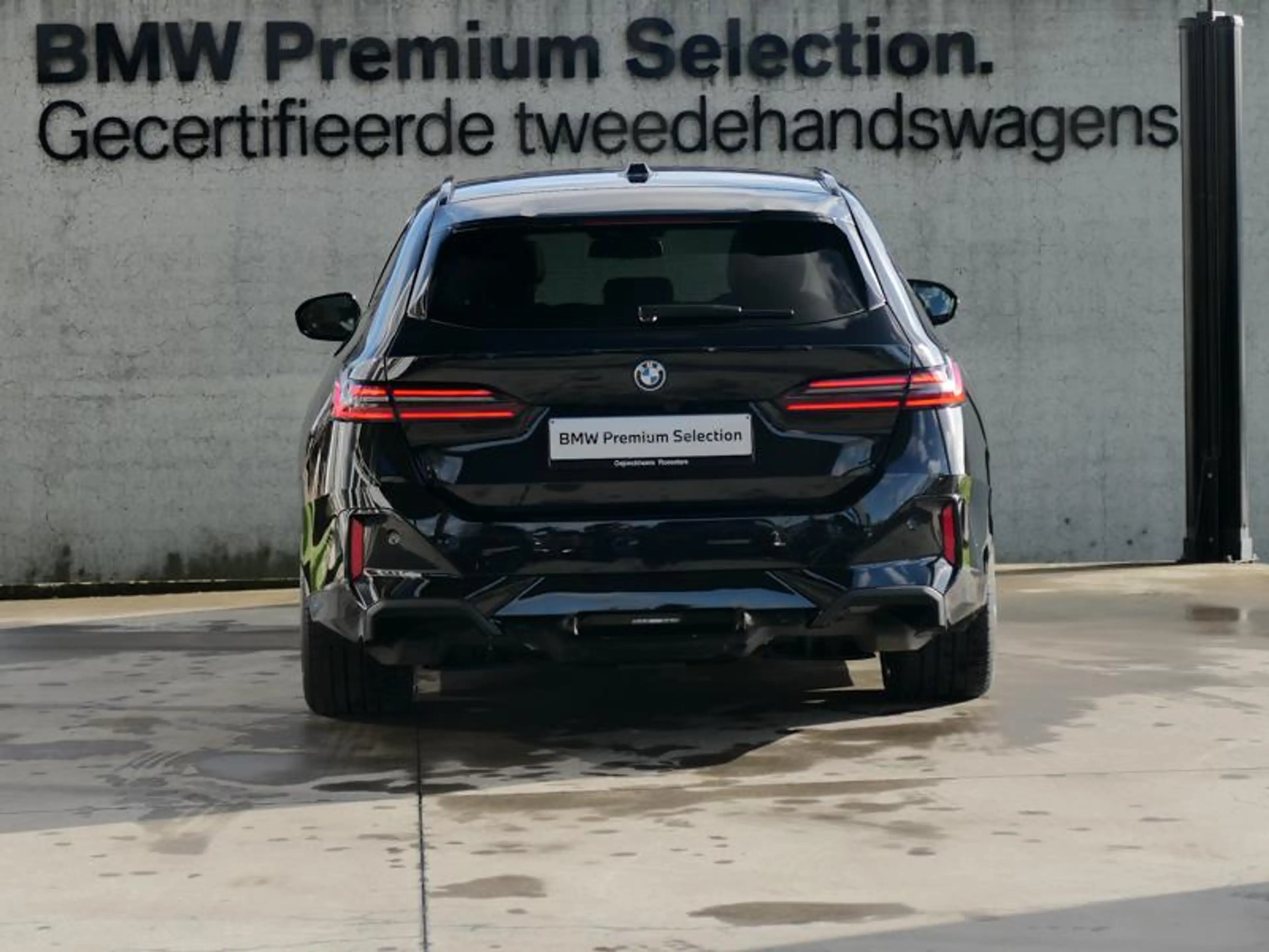 BMW i5 eDrive40 Touring M Sport PRO | PANO | — photo 4